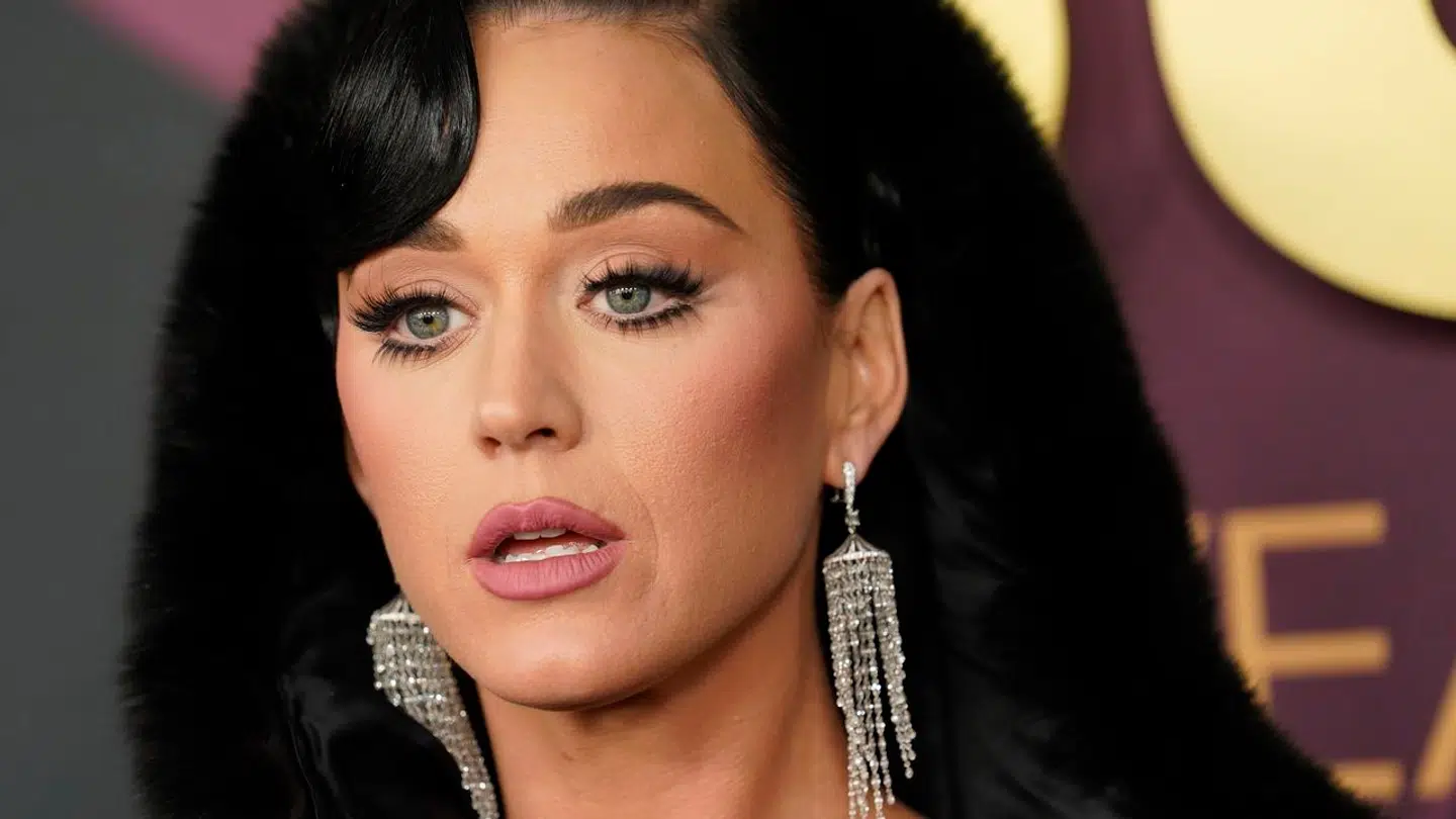 Katy Perry udgav i 2013 sangen 'Walking on air', som Camela Leierth-Segura var med til at skrive.