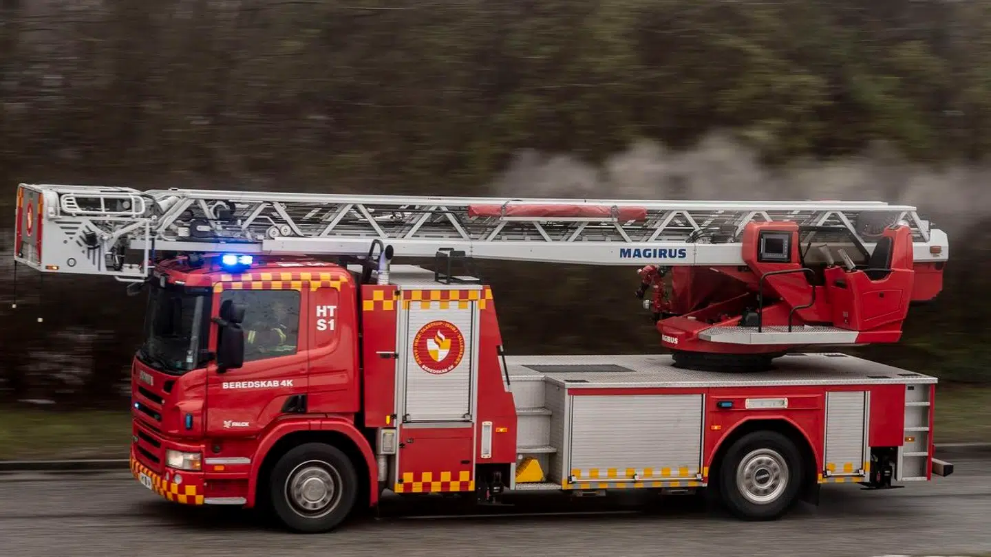 Brandvæsenet er rykket ud til et kemikalieudslip i Fredericia.