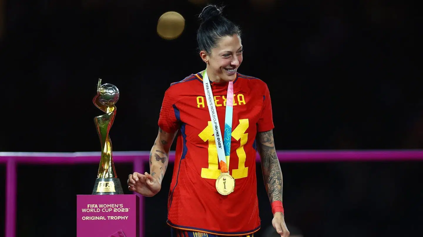 Jenni Hermoso fejrer her Spaniens VM-guld.