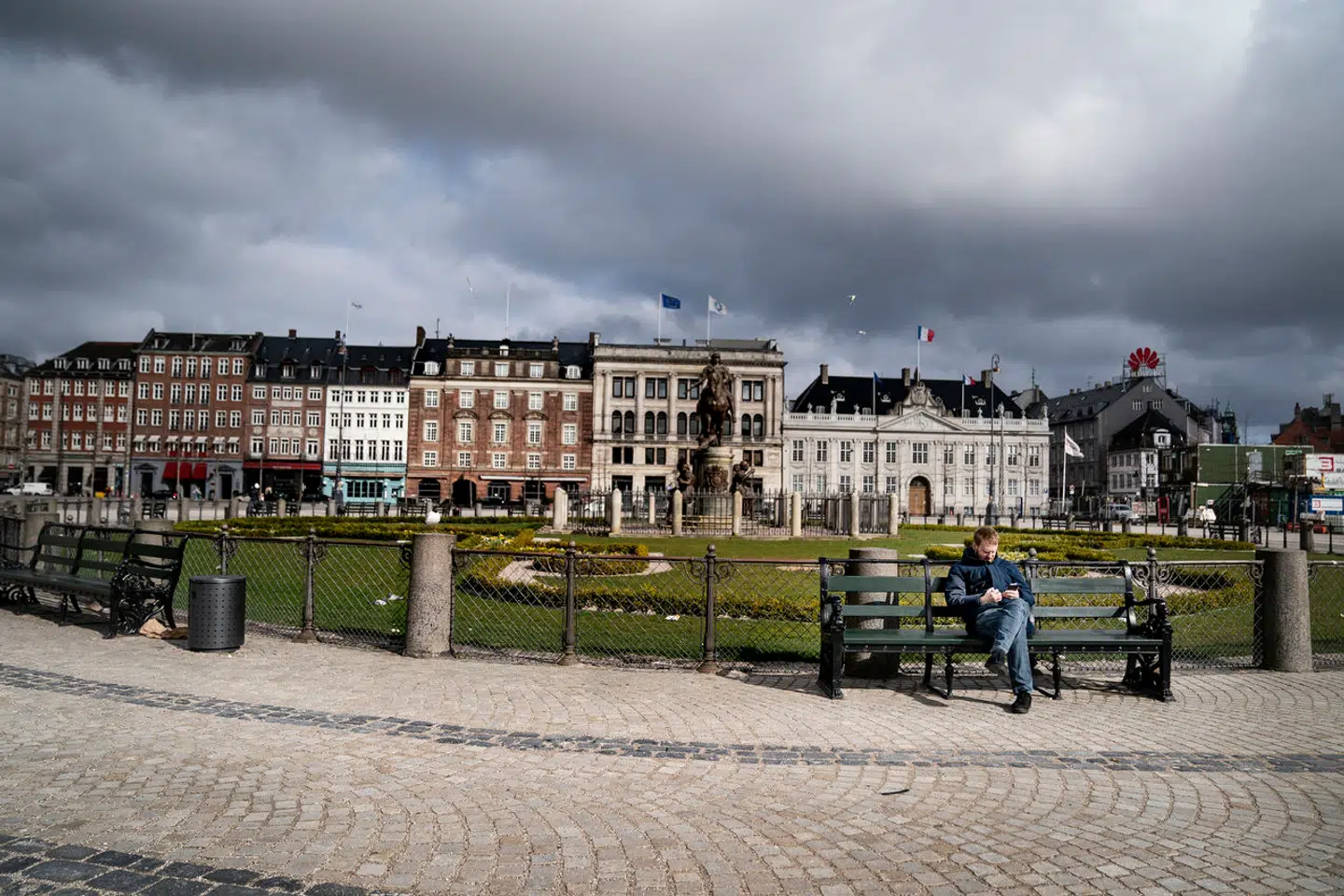 »Vores omgivelser har indflydelse på, hvordan vi bliver stimuleret, og undersøgelser viser, at naturen faktisk sætter os i stand til at forbedre kreativiteten,« skriver Susanne Grunkin.