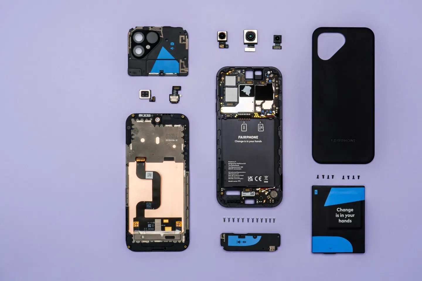 Smartphoneproducenten Fairphone har gjort det lettere for brugerne selv at udskifte de enkelte dele i telefonen. Det skal forlænge telefonens levetid og dermed gøre den mere bæredygtig.