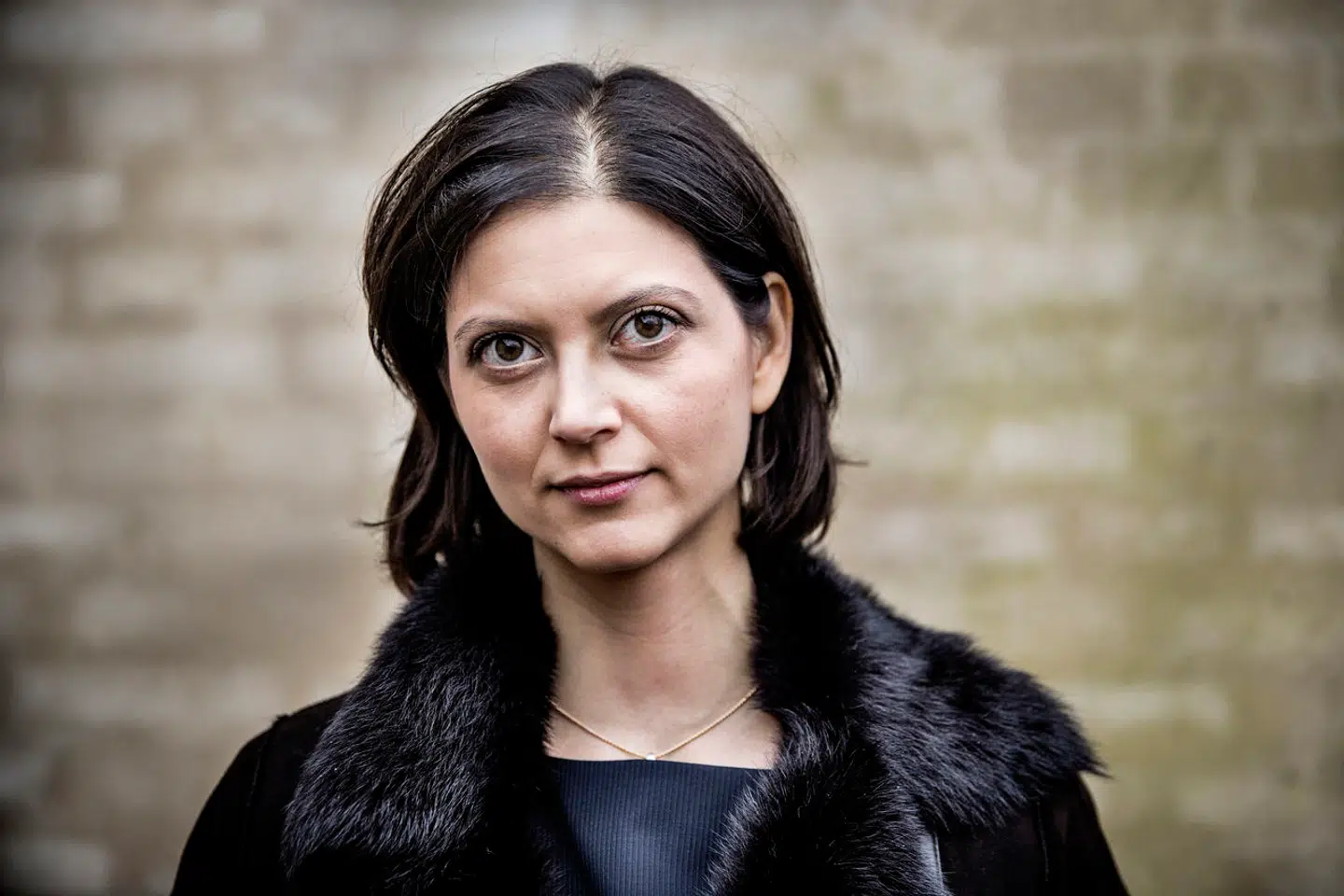 »Lidt har naturligvis også ret – og jeg er da glad for, at vi får lov til at beholde bare lidt flere af vores egne (udlignings-) kroner. Men ærligt talt. Velfærdsløftet mildner måske nok luften for de klippede får, men der er stadig lang vej, inden vi for alvor kan holde varmen,« skriver Sofia Osmani.