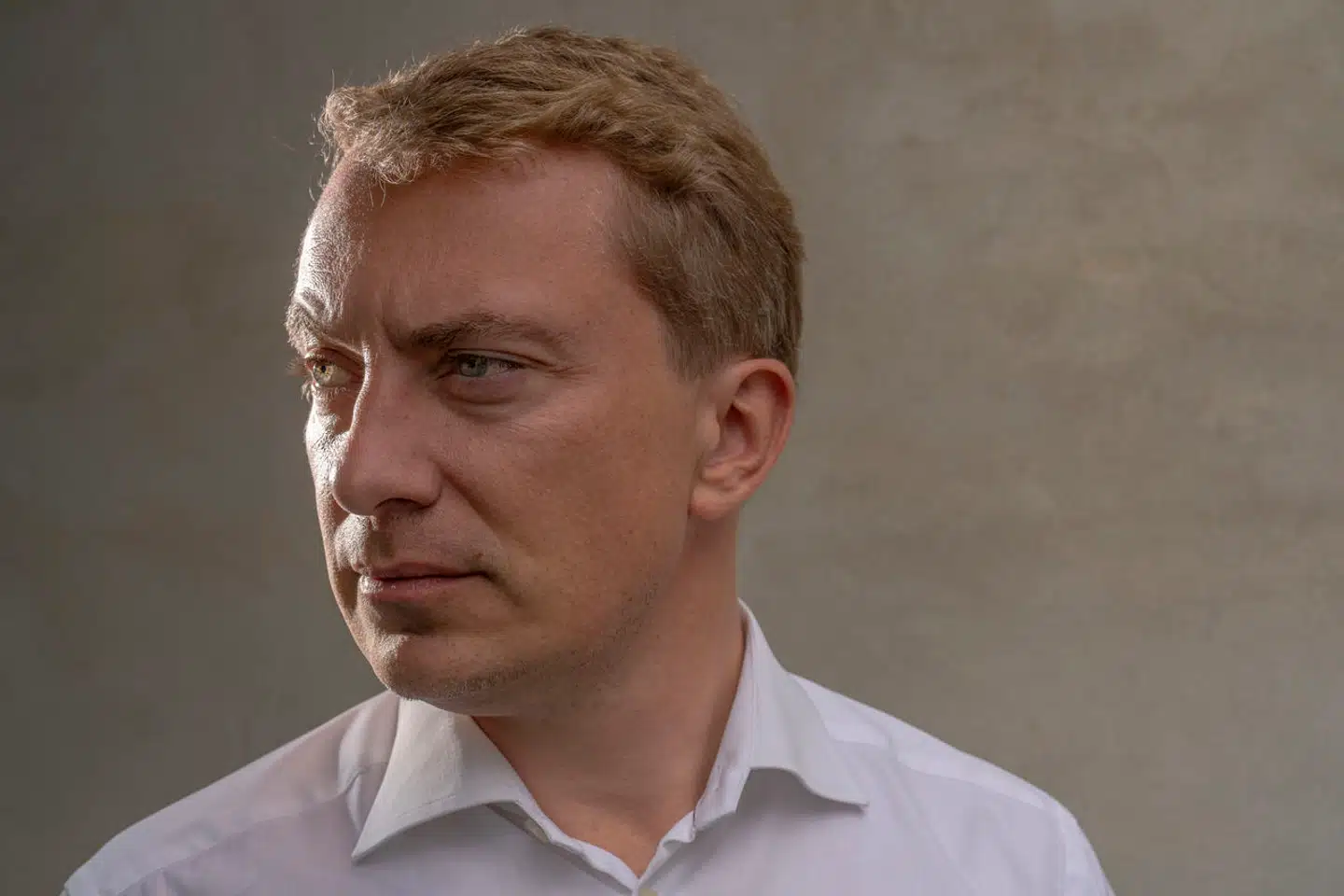 »Der er en træghed blandt bankerne i forhold til at sætte renterne på indlånet op,« siger Morten Messerschmidt, formand for Dansk Folkeparti.