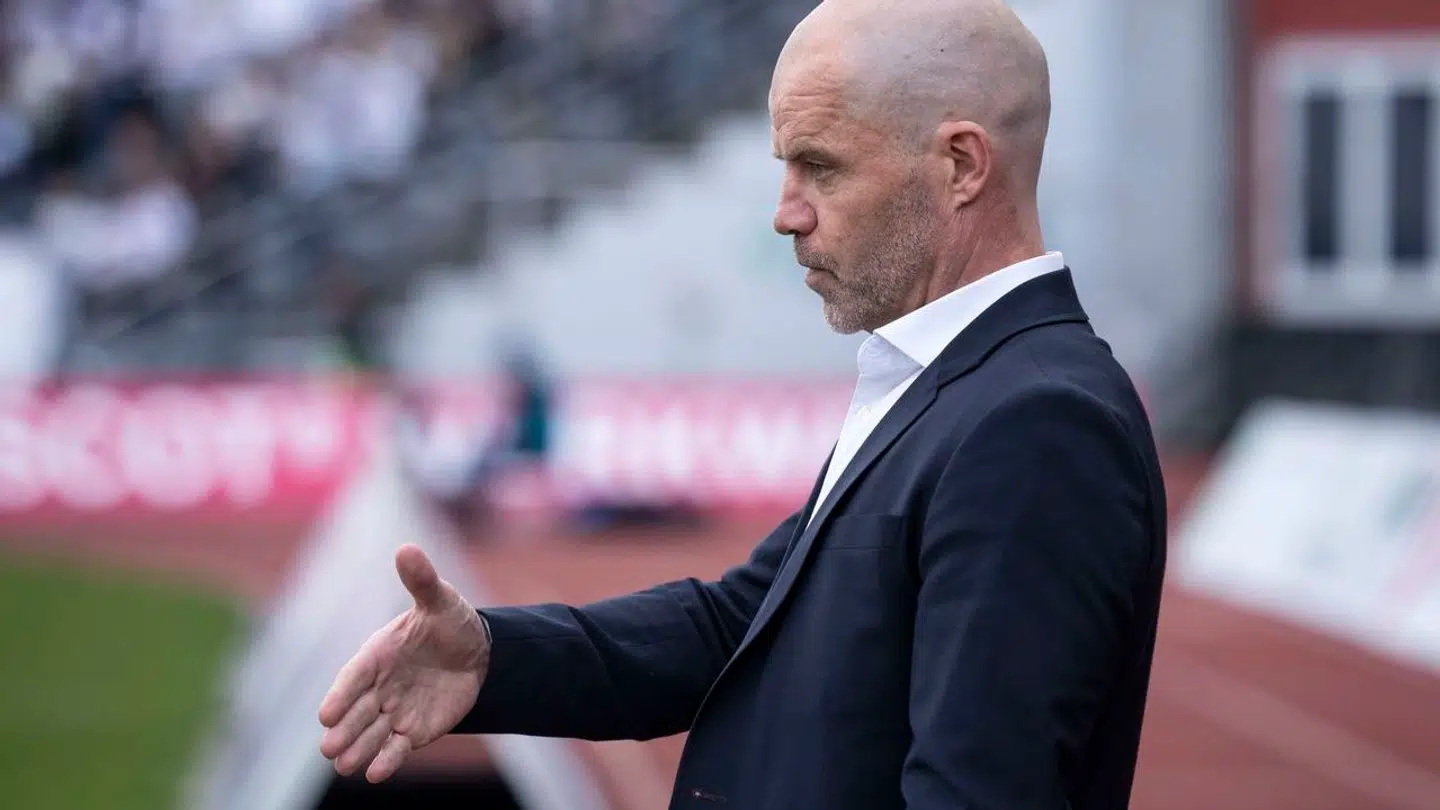 Stig Inge Bjørnebye har givet nogle dyre håndslag denne sommer.