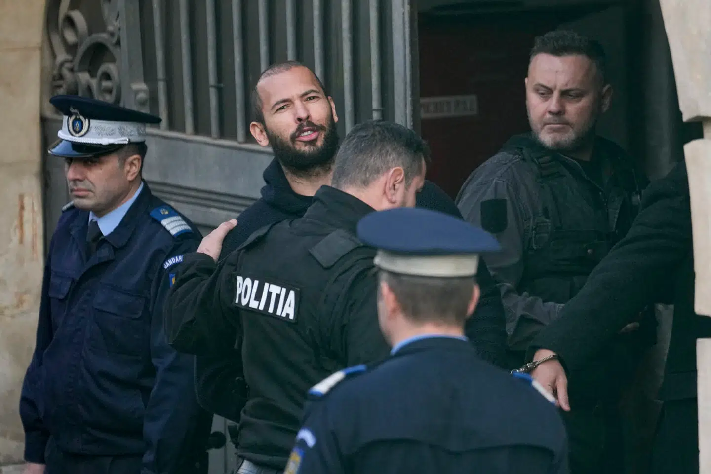 Der er ikke sat nogen dato på, hvornår retssagen vil finde sted.