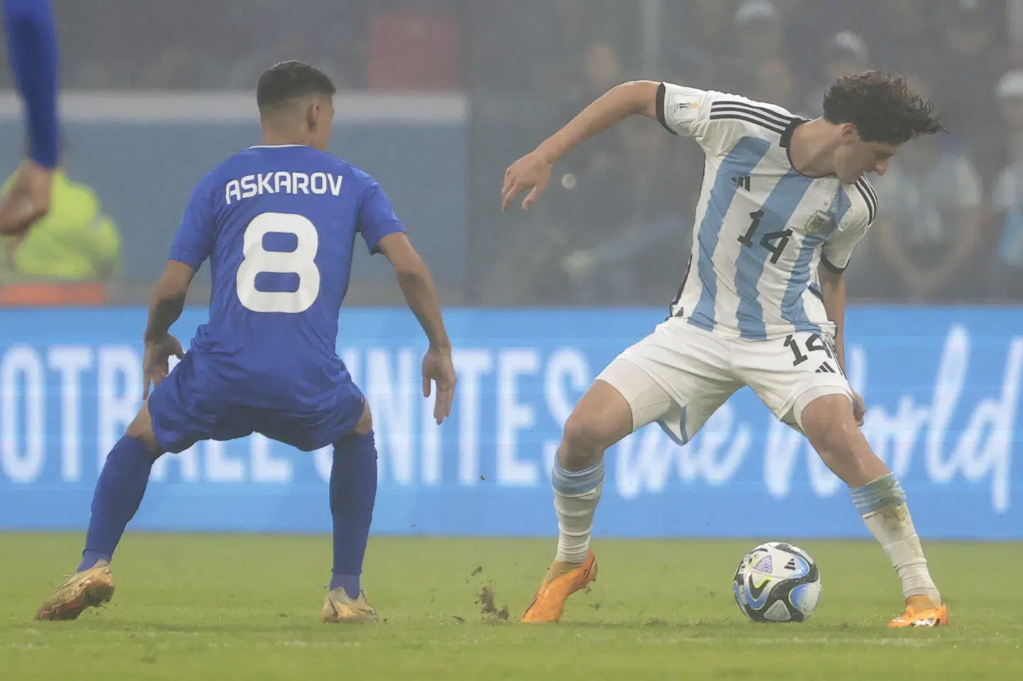Mateo Tanlongo var med på det argentinske hold ved U20-VM i maj. Her er han i aktion mod Usbekistan.