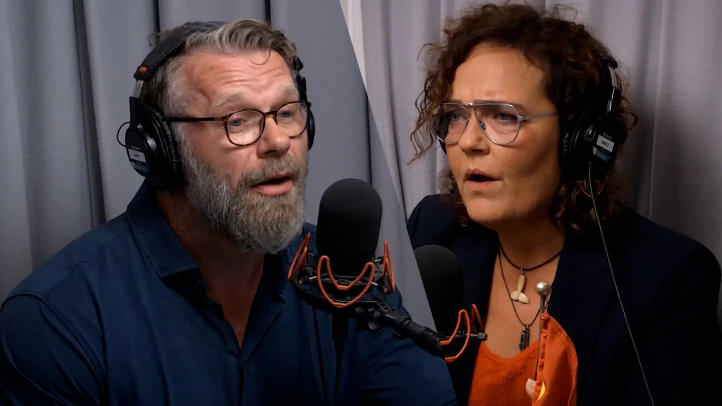 Moderaternes Nanna w. Gotfredsen i studiet hos B.T.s politiske kommentator, Joachim B. Olsen.