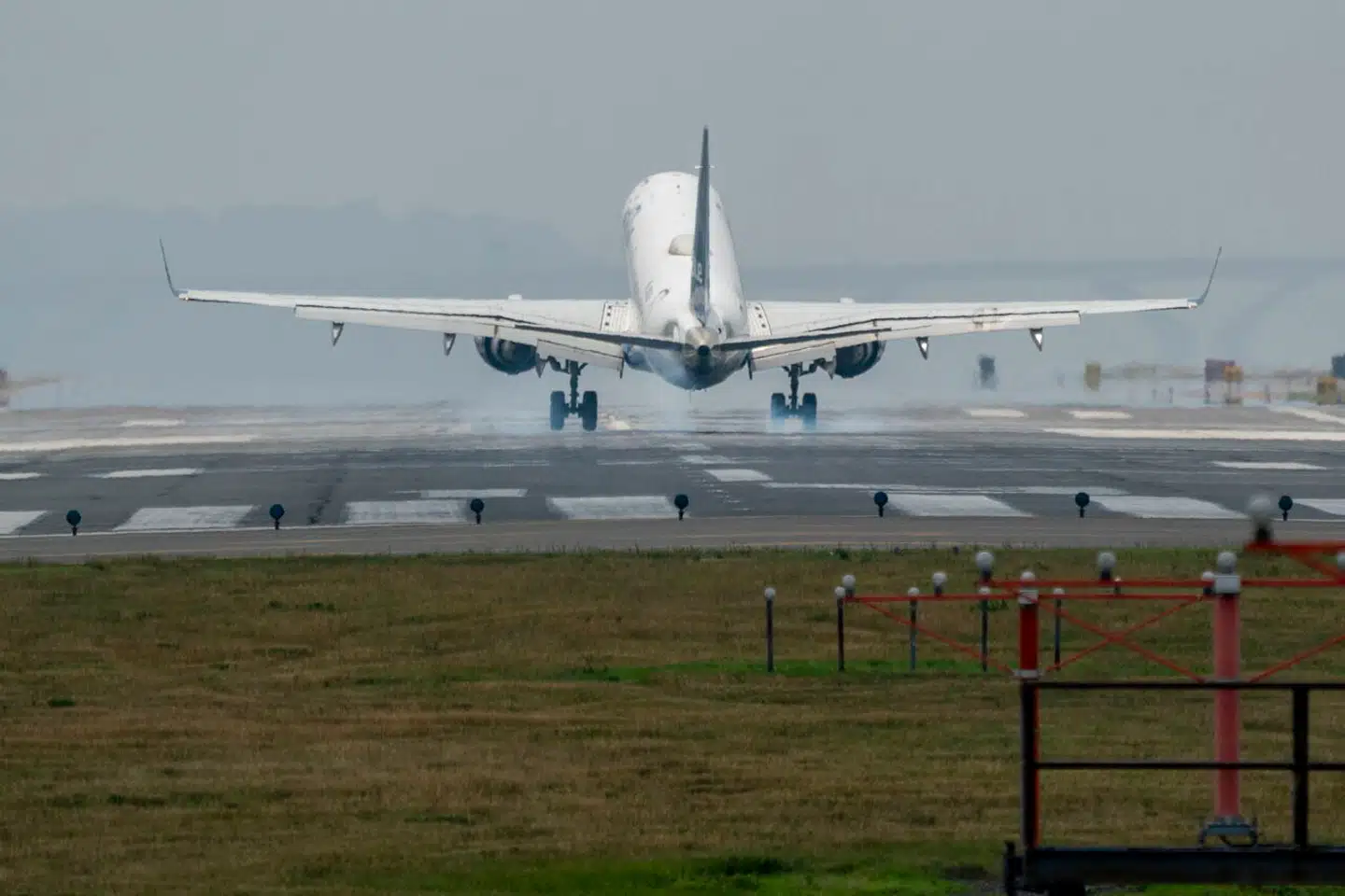 Med nye, supersoniske passagerfly vil man i fremtiden måske kunne flyve tværs over atlanten på bare 90 minutter. Arkivfoto.