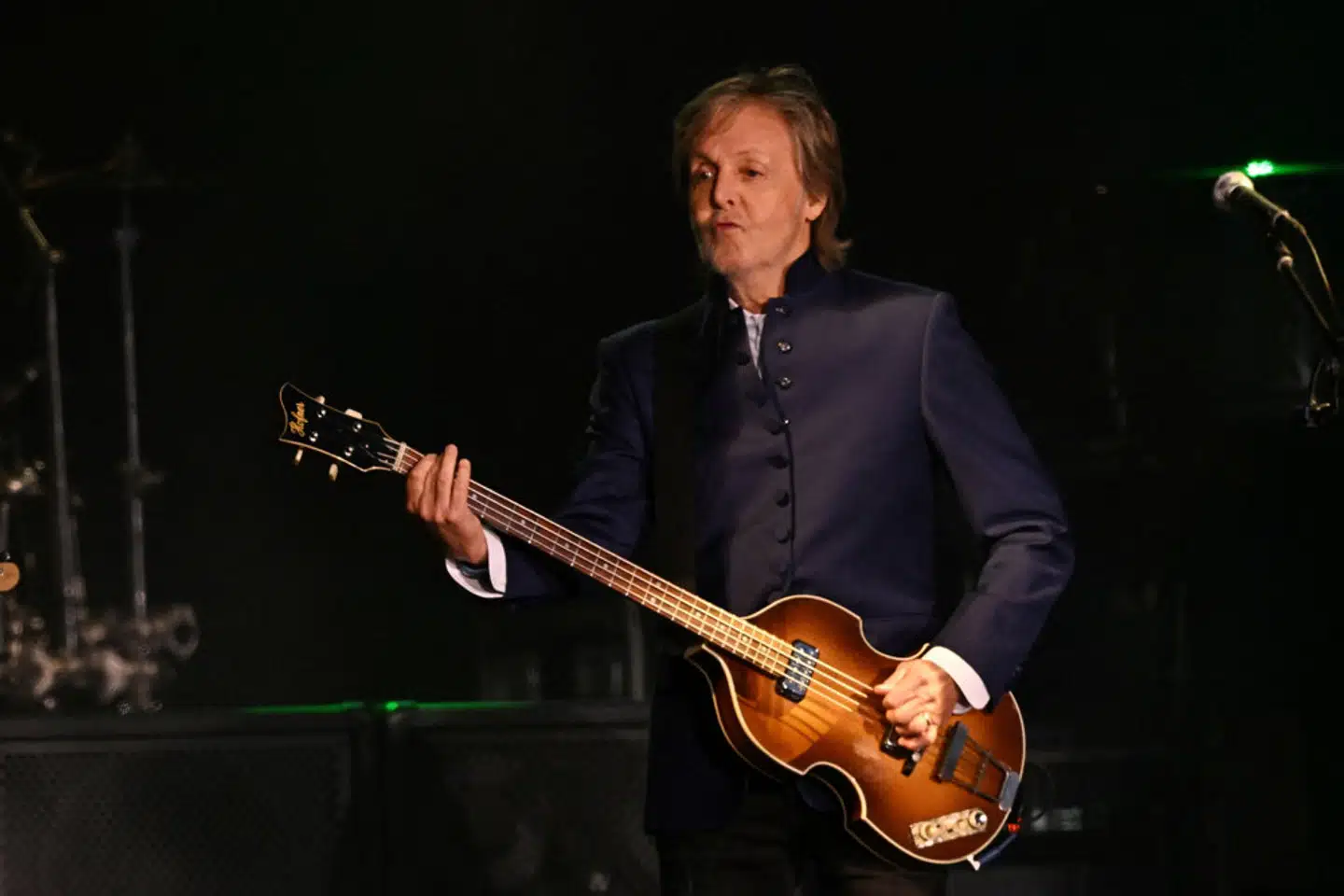 Paul McCartney købte instrumentet for 30 pund i Hamburg i 1961, men det forsvandt otte år senere. – Foto: Dylan Martinez/Reuters