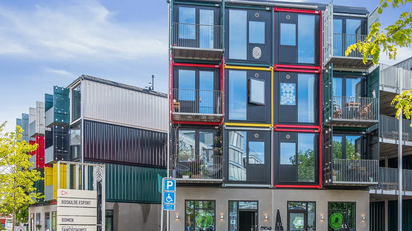 Det skulle være billigt og bæredygtigt at bo i en container, men nu er selskabet bag tanken, Container Living, begæret konkurs.