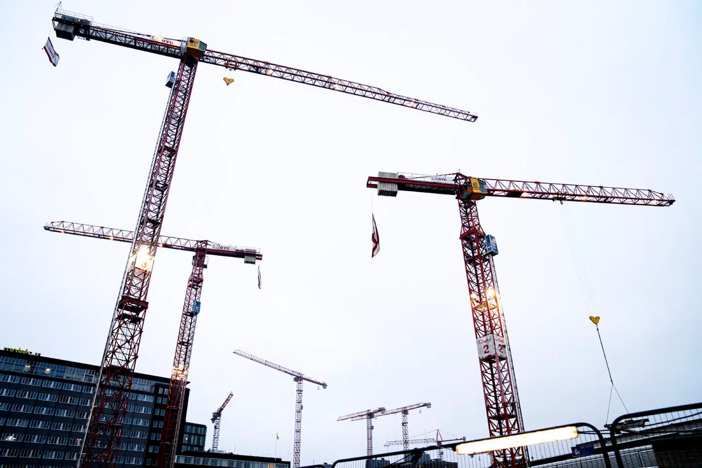 Den københavnske ejendomsudvikler Oskar Group kæmper for at undgå en konkurs. Disclaimer: Virksomheden har ikke noget at gøre med den konkrete byggeplads på billedet.