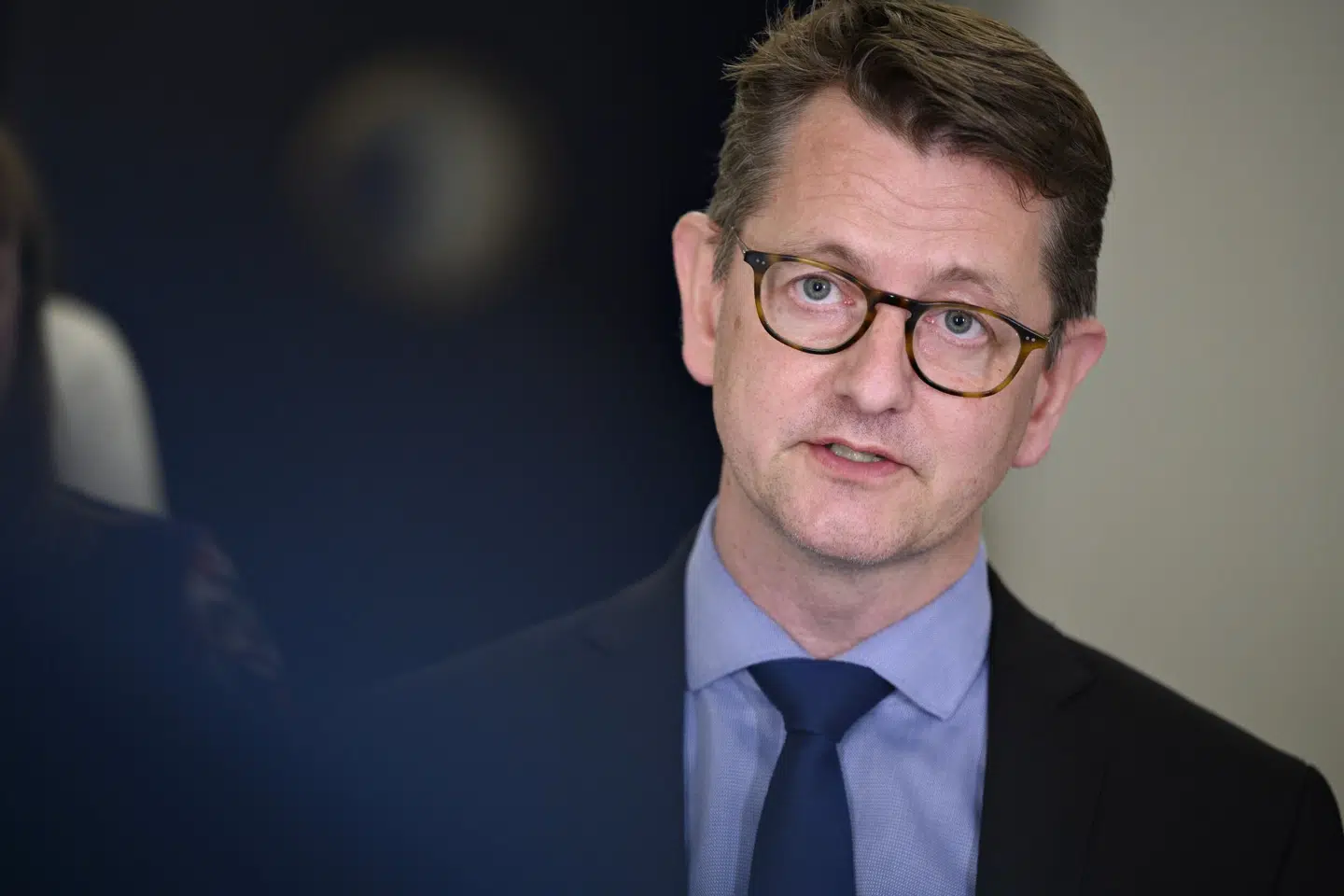 Torsten Schack Pedersens parti er med i en regering, der er på vej med en toptopskat. Men det er ikke noget, Venstre har fundet på, siger han. (Arkivfoto).