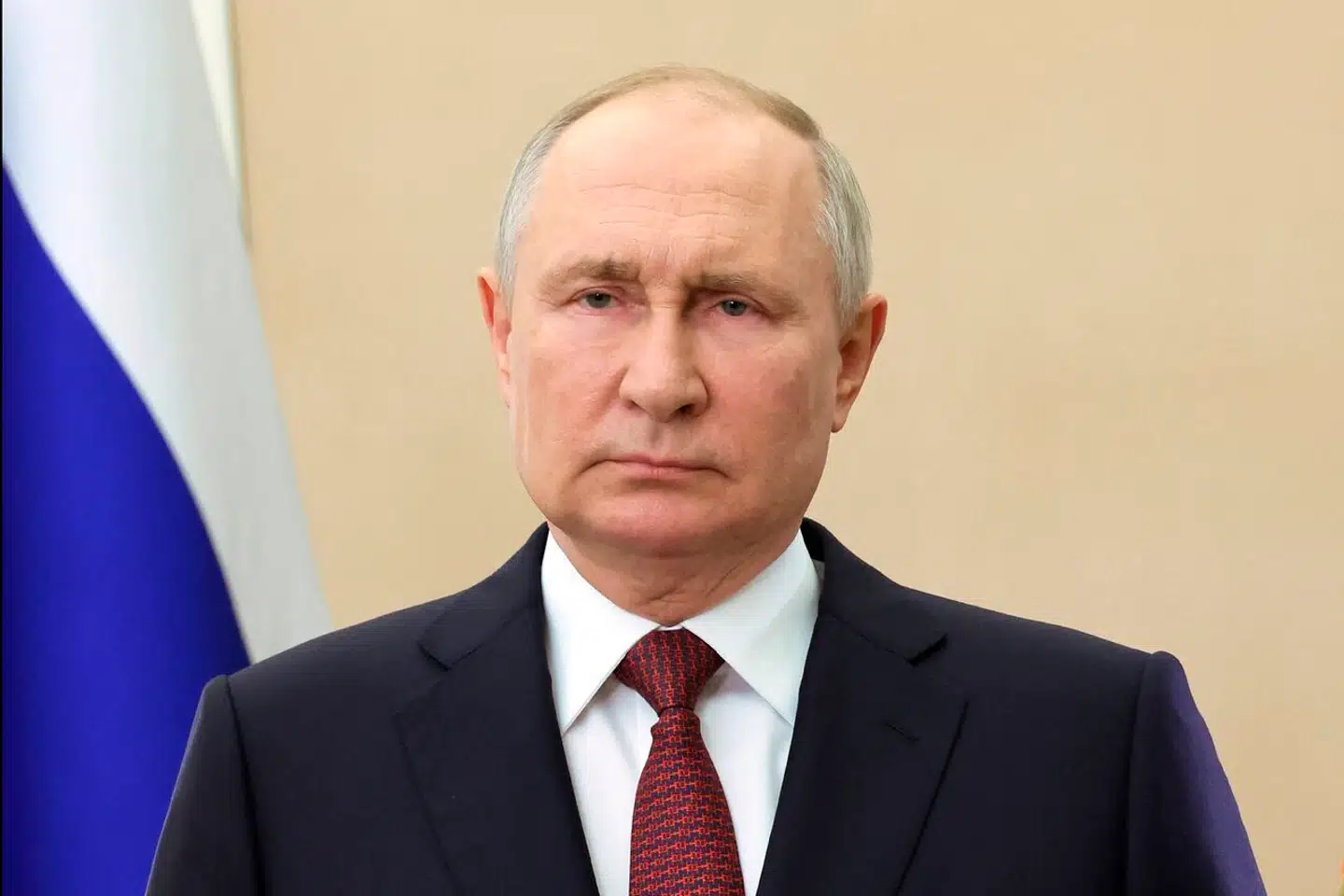 Politikerne fra Putins parti, Forenet Rusland, havde fået besked på at slå på krigen i Ukraine og de patriotiske værdier op til denne weekends regionalvalg. Det viste sig, at vælgerne ikke gad at høre mere på det.