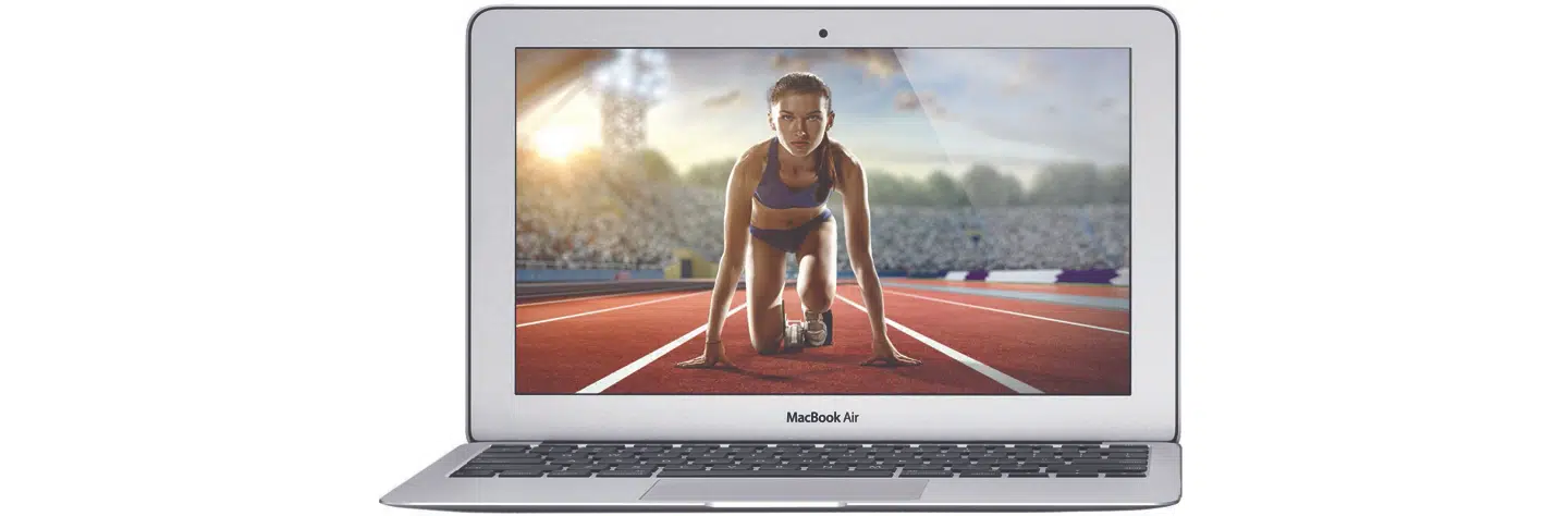 Det næsten ikoniske design holder stadig. Dog ville det klæde MacBook’en at få et rammeløst design omkring skærmen.