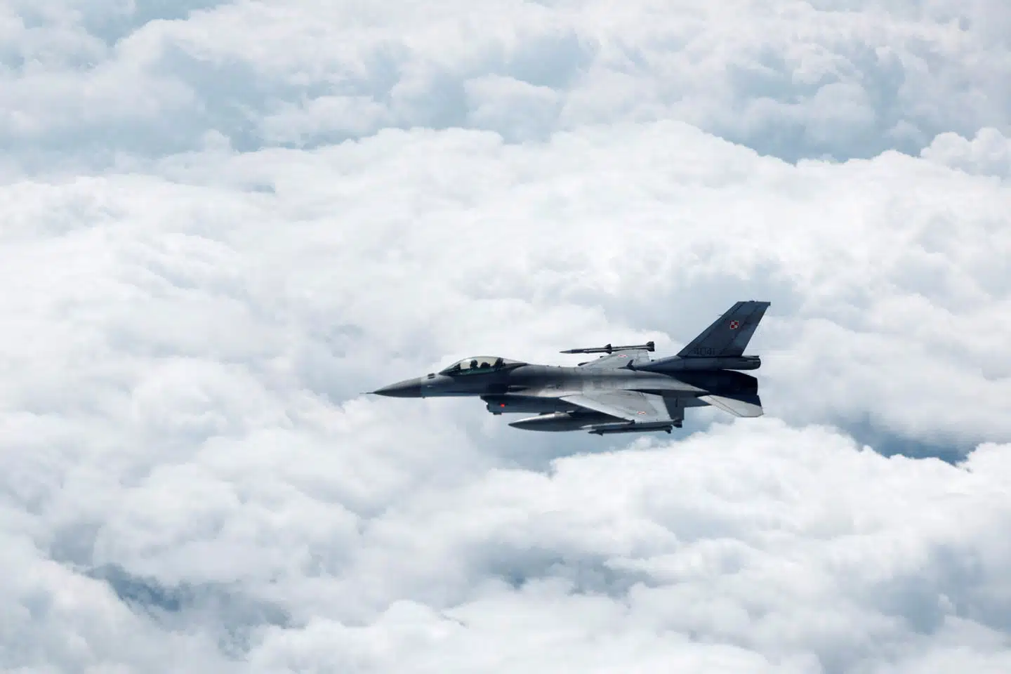Danmark og en række andre europæiske lande begynder i sensommeren at træne ukrainske piloter til at flyve F-16 og uddanne ukrainske mekanikere til at vedligeholde flyene. Arkivfoto: Piroschka van de Wouw, Scanpix