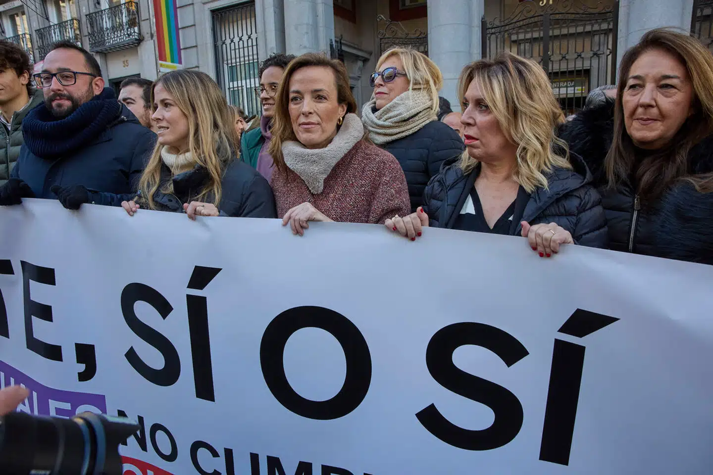 En række prominente kvinder i spansk politik, stod forrest i protestdemonstrationer mod ligestillingsminister Irene Monteros nye samtykkelov tidligere på året. Foto: Jesús Hellín, Scanpix / AP