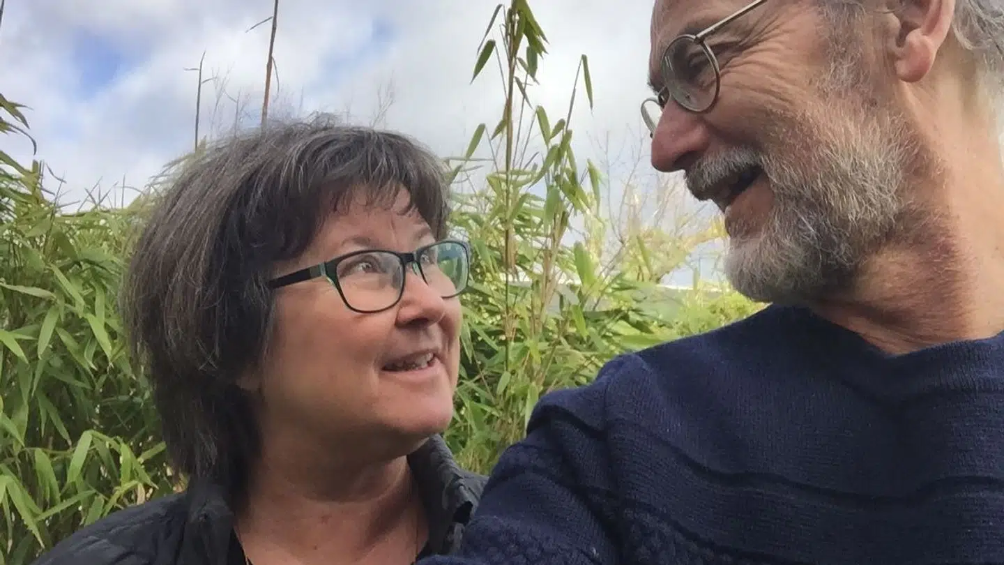 Vibeke og Esben Ilsøe Gustavussen er gået aktivt ind i den politiske kamp angående landets ME/CFS-patienter.