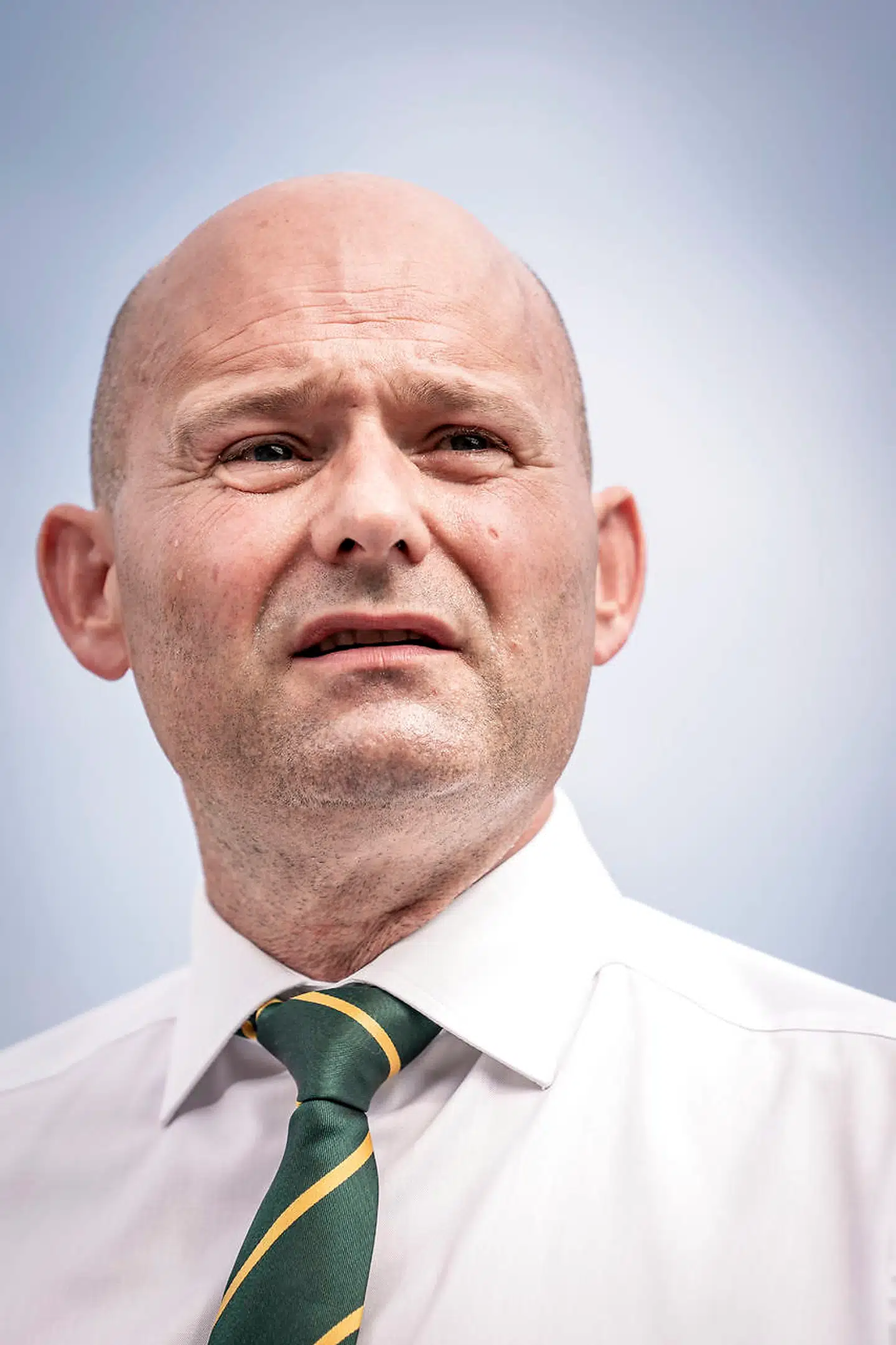 Søren Pape er muligvis et fjols, et forelsket fjols, hvis kærlighedsliv er blevet udsat for en af de projektører, der kan lyse mange kilometer op i nattehimlen. Man må spørge, hvilket kærlighedsliv der ville kunne tåle en sådan belysning, tænk selv efter. Foto: Mads Claus Rasmussen, Scanpix.