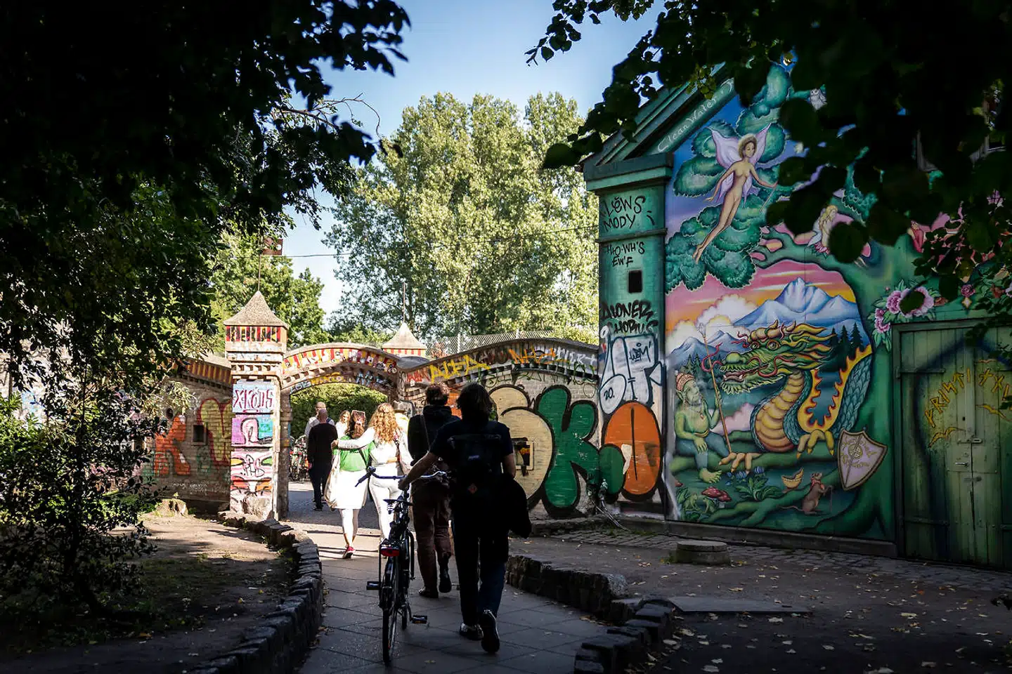 Som med andre angiveligt superidealistiske fænomener er der noget hyklerisk over Christiania, skriver Martin Krasnik i sin leder. Arkivfoto: Mads Claus Rasmussen, Scanpix.