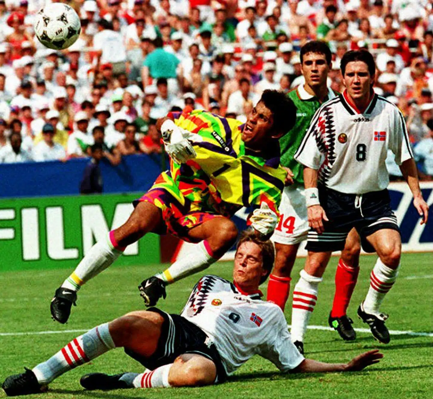 Jorge Campos var antitesen til de bistre, selvretfærdige målmænd. Foto: AFP/Scanpix.