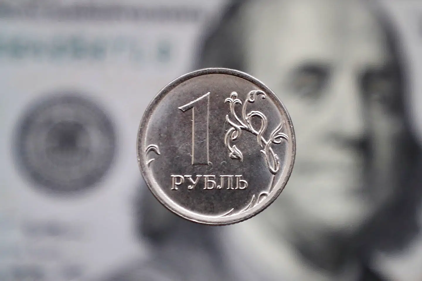 I 2022 er Rusland på vej til at tjene næsten 321 milliarder dollar (2.176 milliarder kroner) på sin energieksport, skriver Bloomberg. Arkivfoto: Yuri Kochetkov, EPA / Scanpix.