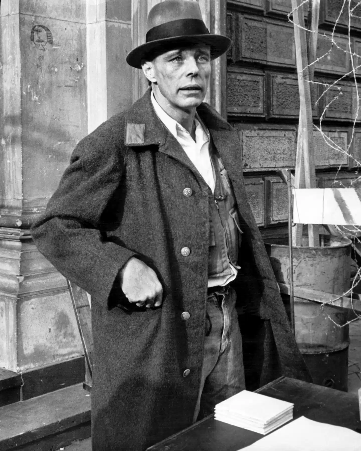 Joseph Beuys var soldat i Luftwaffe, men gendigtede ivrigt sin egen fortid.
Arkivfoto: Müller, Scanpix