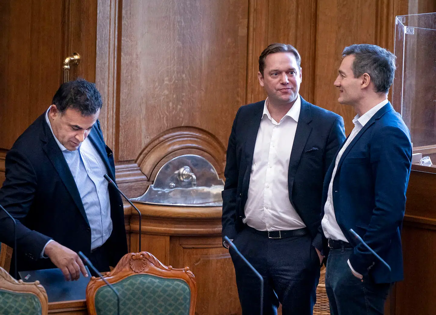 Konservative Folkepartis Naser Khader, Marcus Knuth og Rasmus Jarlov bruger »bruger partiet som platform til at markedsføre sig inden for et meget snævert felt,« skriver Martin Krasnik i denne leder. Foto: Liselotte Sabroe, Scanpix