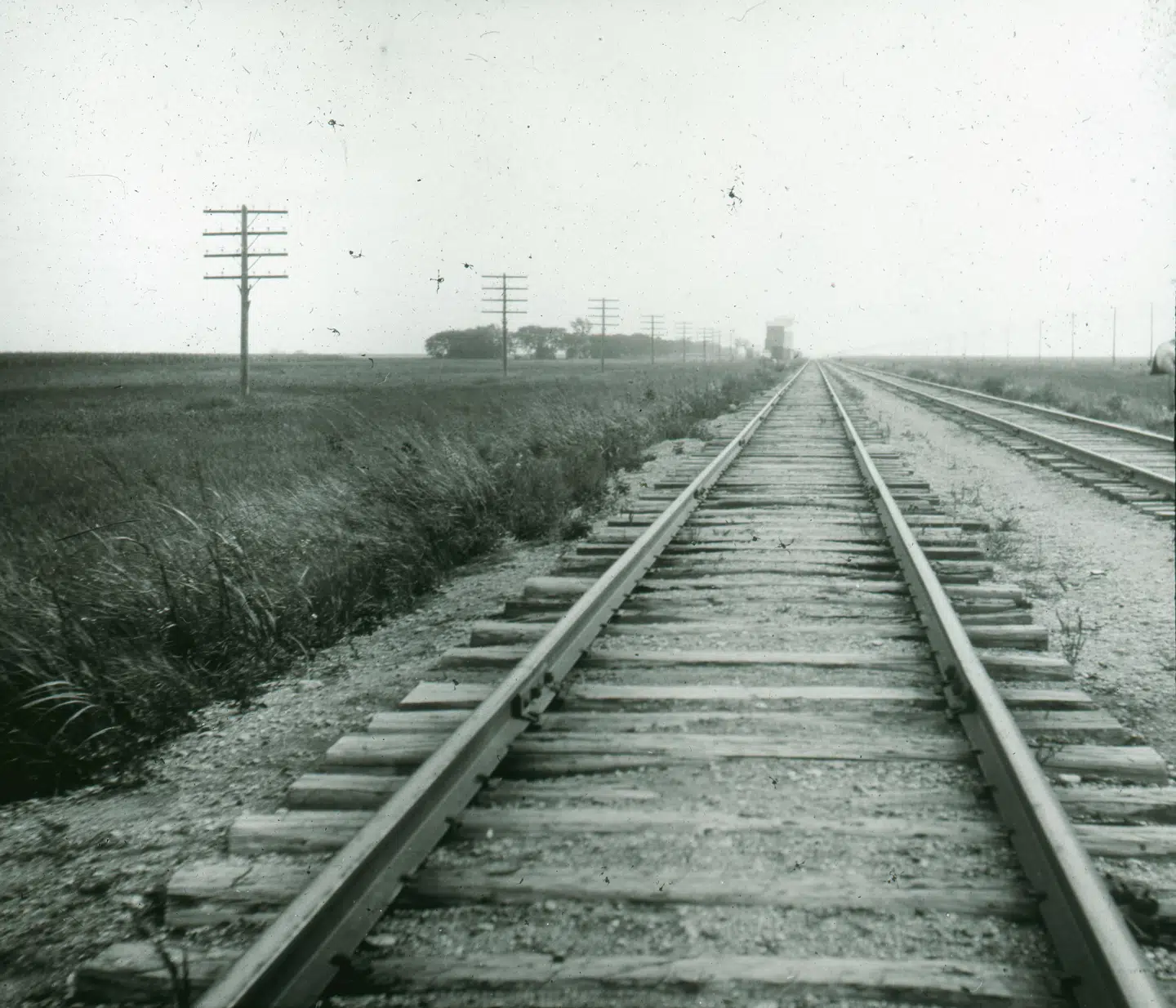 Ærkeamerikanske motiver var allerede i 1903 blevet introduceret til dansk litteratur med Johannes V. Jensens prosadigt Paa Memphis Station. Og Johannes V. Jensens succes lå tungt over Herman Bangs skrivelyst. Foto: Det Kongelige Danske Geografiske Selskab