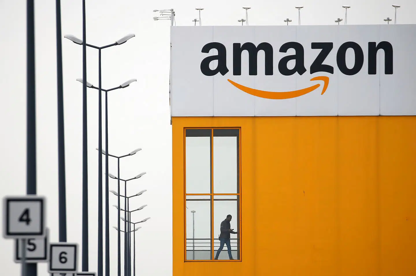 Læs om Anders T. Christensen boykot af Amazon, og hvorfor vi skal frygte techgigantens indtog i Norden. Foto:Pascal Rossignol/ Ritzau / Scanpix