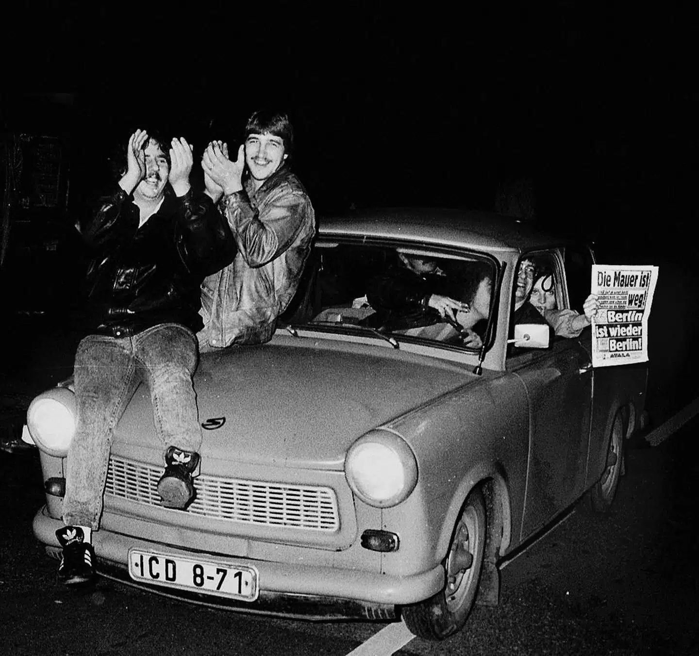 På denne dato for 30 år siden troede kommunisterne fortsat, at deres verden kunne bestå. Mindre end 100 dage senere var den væk. Foto: Paul Glaser/Scanpix