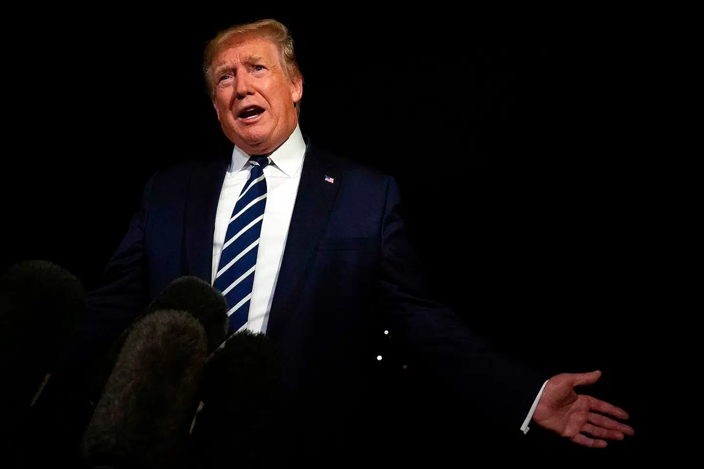 Det særlige ved Trumps version af stormagtsarrogance er, at den især rammer USAs egne allierede. Foto: Alastair Pike / AFP