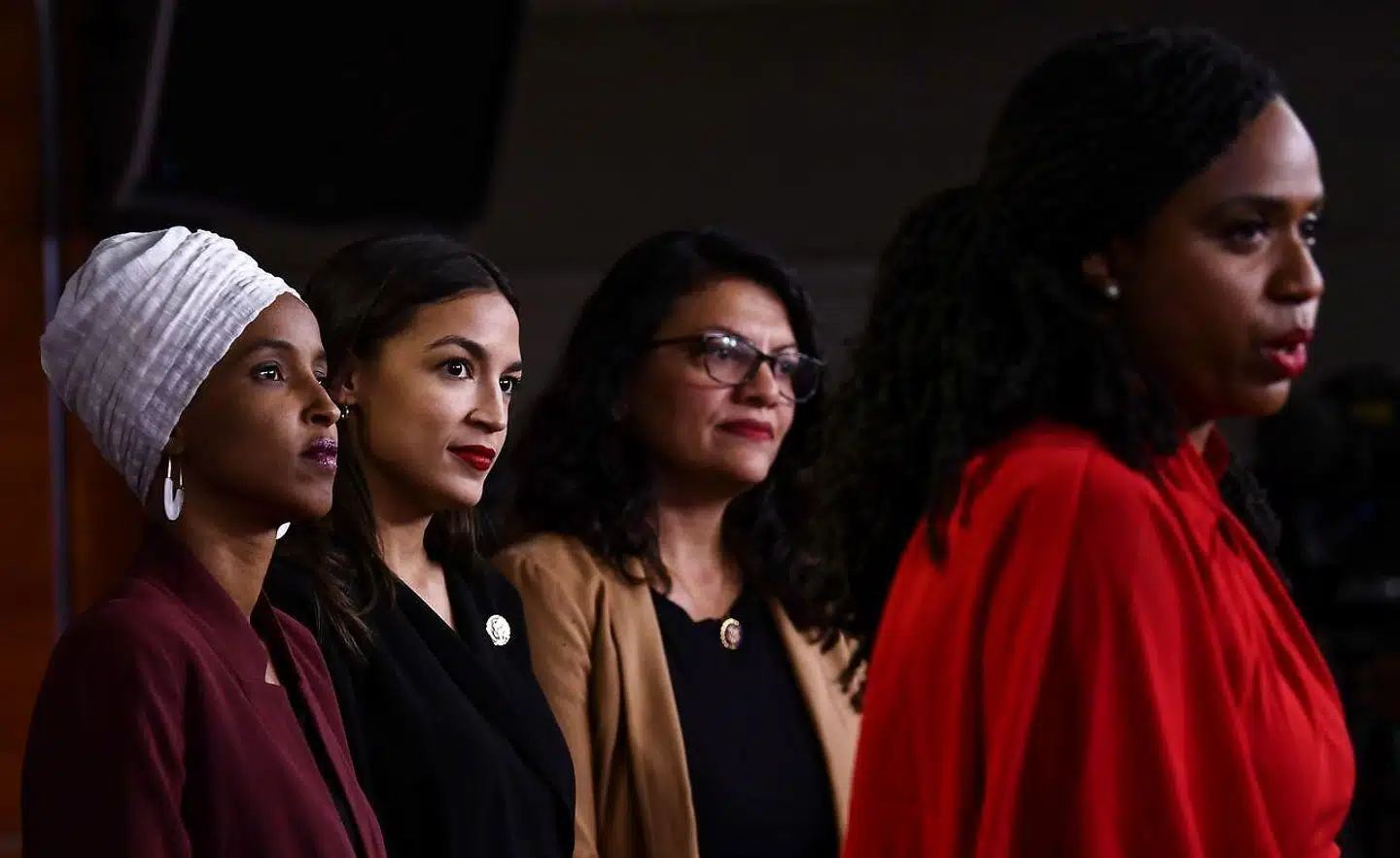 Tre af de fire kvinder under angreb fra præsident Trump er født i USA, den fjerde kom til landet som barn: Fra venstre Ilhan Abdullahi Omar, Alexandria Ocasio-Cortez, Rashida Tlaib og Ayanna Pressley. Foto: Brendan Smialowski / AFP