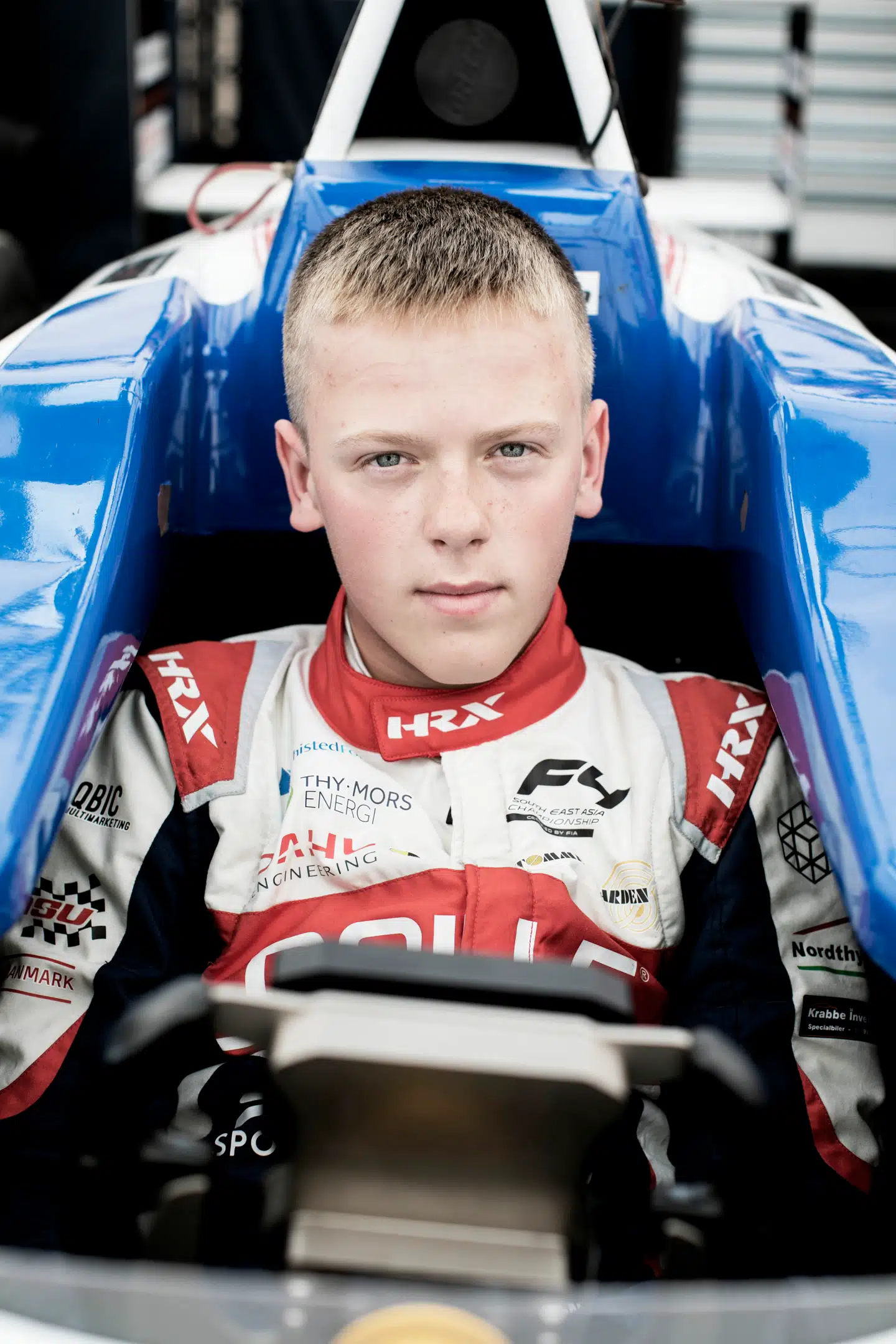 Malthe har kørt i bilen siden 2018. De to har både flere sejre og et par grimme styrt bag sig.