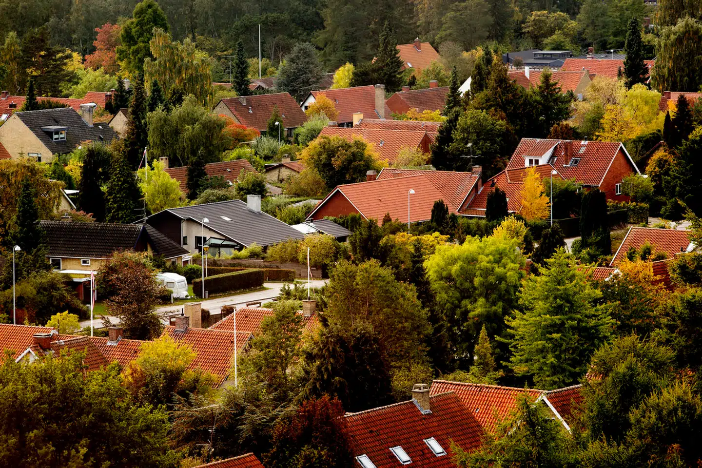 Der er sendt 1,9 millioner foreløbige ejendomsvurderinger ud. Det store flertal ville blive betragtet som ulovlige, hvis Rigsrevisionens krav blev lagt til grund.