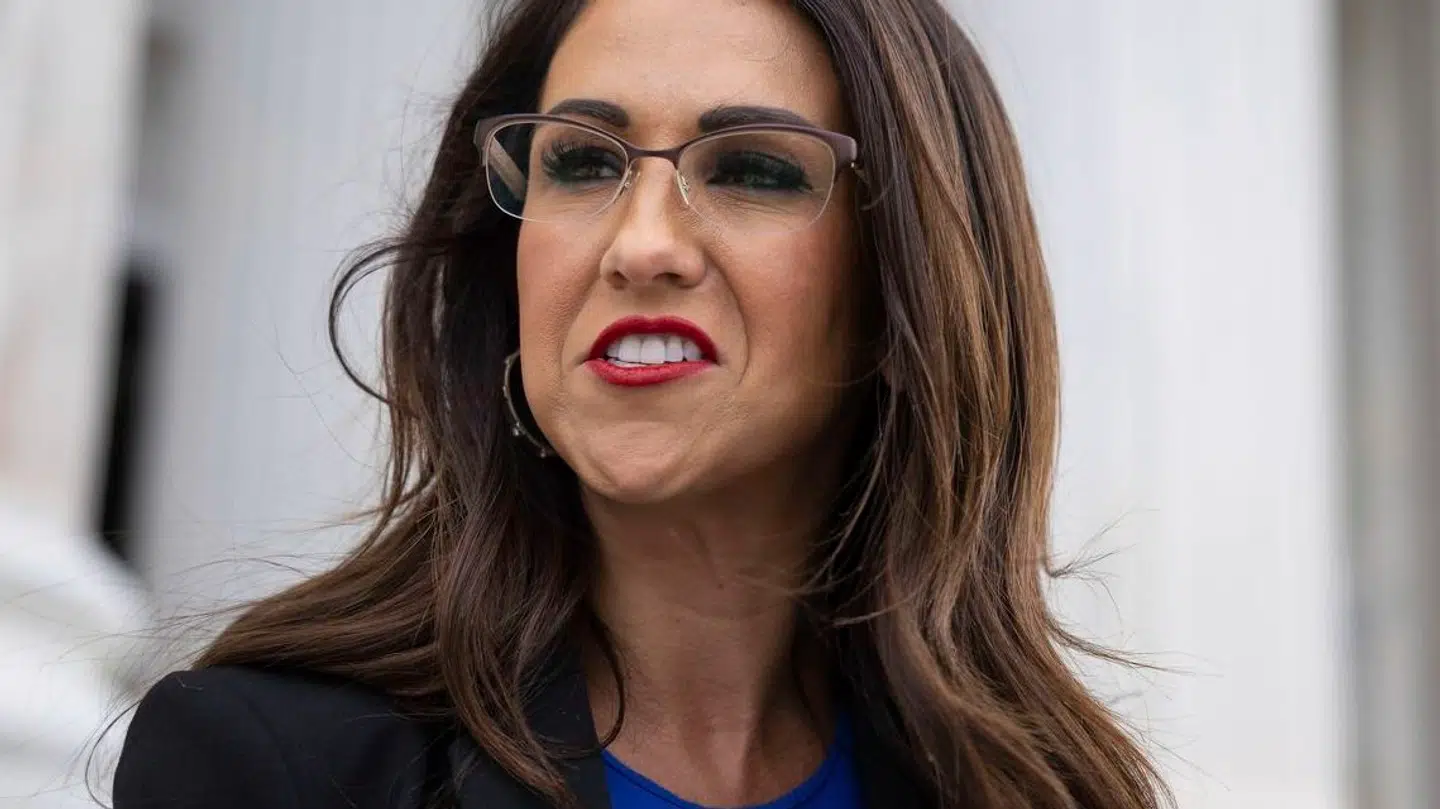 Lauren Boebert blev smidt ud af teater.