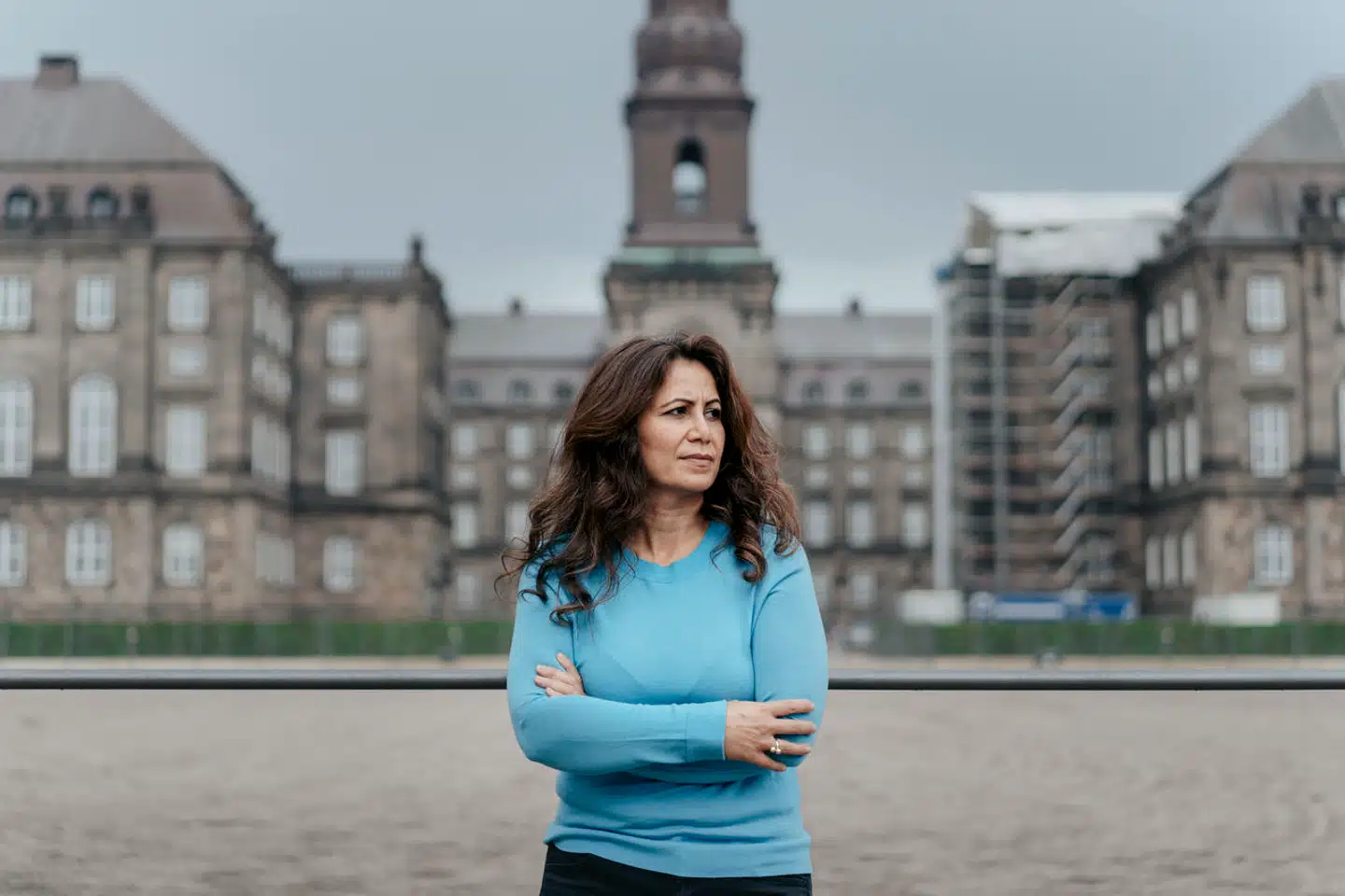 »I min seneste klumme har jeg også givet udtryk for, at regeringens forslag om at forbyde koranafbrændinger har gjort mig i tvivl. Jeg har to grundholdninger, som er modstridende med hinanden, og det sætter mig i et svært personligt dilemma,« skriver Özlem Cekic.