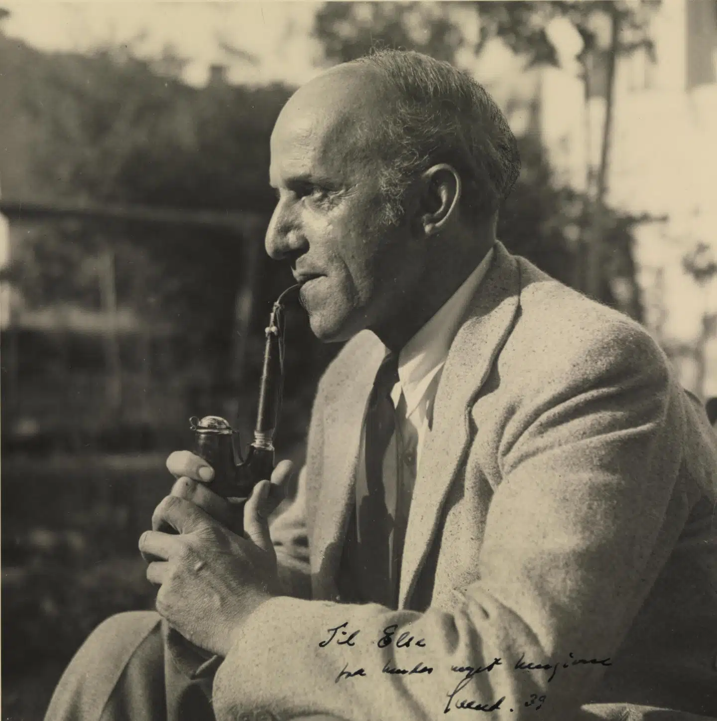 Svend Borberg (1888-1947) blev på grund af sin »unationale« holdning under Besættelsen ekskluderet af Danske Dramatikeres Forbund og Dansk Forfatterforening. Han var blandt andet far til den kendte forretningsmand Claus von Bülow. Foto: Nationalbibliotekets billedsamling, Oslo.