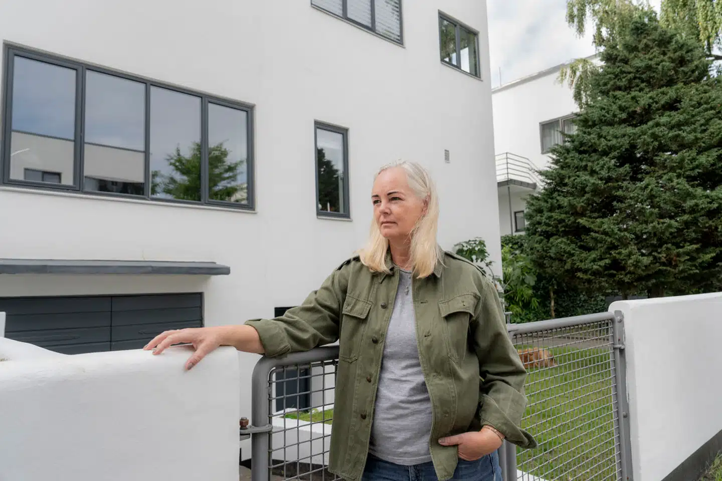De nye ejendomsvurderinger på Emanuel Olsens Vej på Frederiksberg rammer helt skævt, mener Katrine Martensen-Larsen, der ejer et hus på vejen.