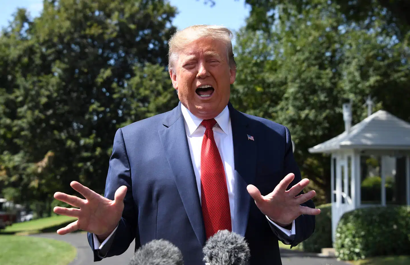 Donald Trump aflyser besøget i Danmark på grund af Mette Frederiksens ordvalg - hævder han.