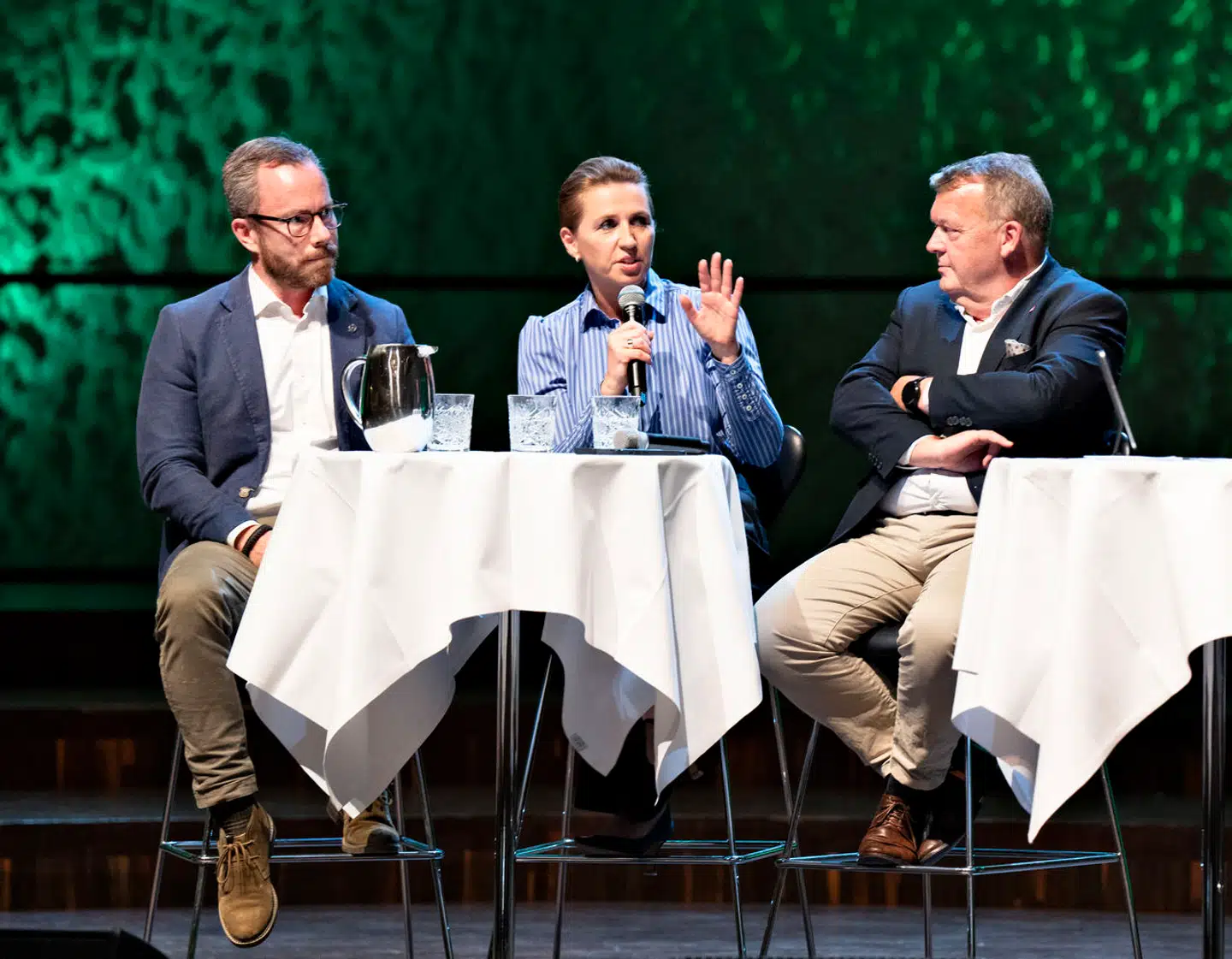 »Statsministeren og andre politikere har gentaget sætningen – nærmest i kor med landbrugets organisationer de sidste par år, hver gang talen falder på den reduktion af den animalske produktion, som en lang række forskere og FN-systemet påpeger, er nødvendig for at nå klimamålene,« skriver Alexander Holm og Mickey Gjerris.