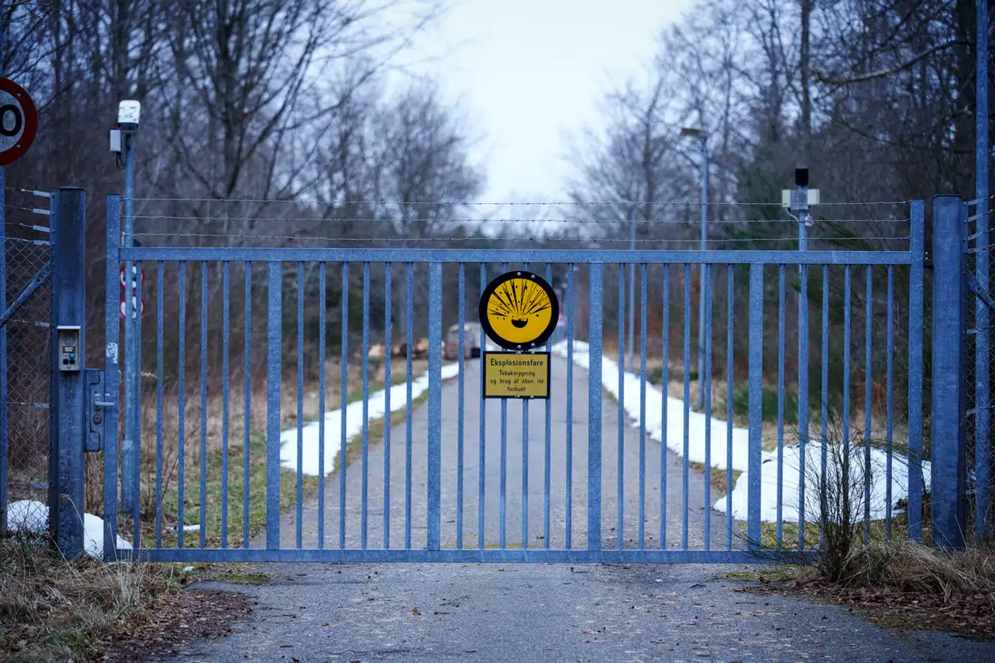 Ammunitionsfabrikken kan spore sine rødder tilbage til 1676, hvor den blev stiftet under navnet Fyrværkerikompagniet i København.