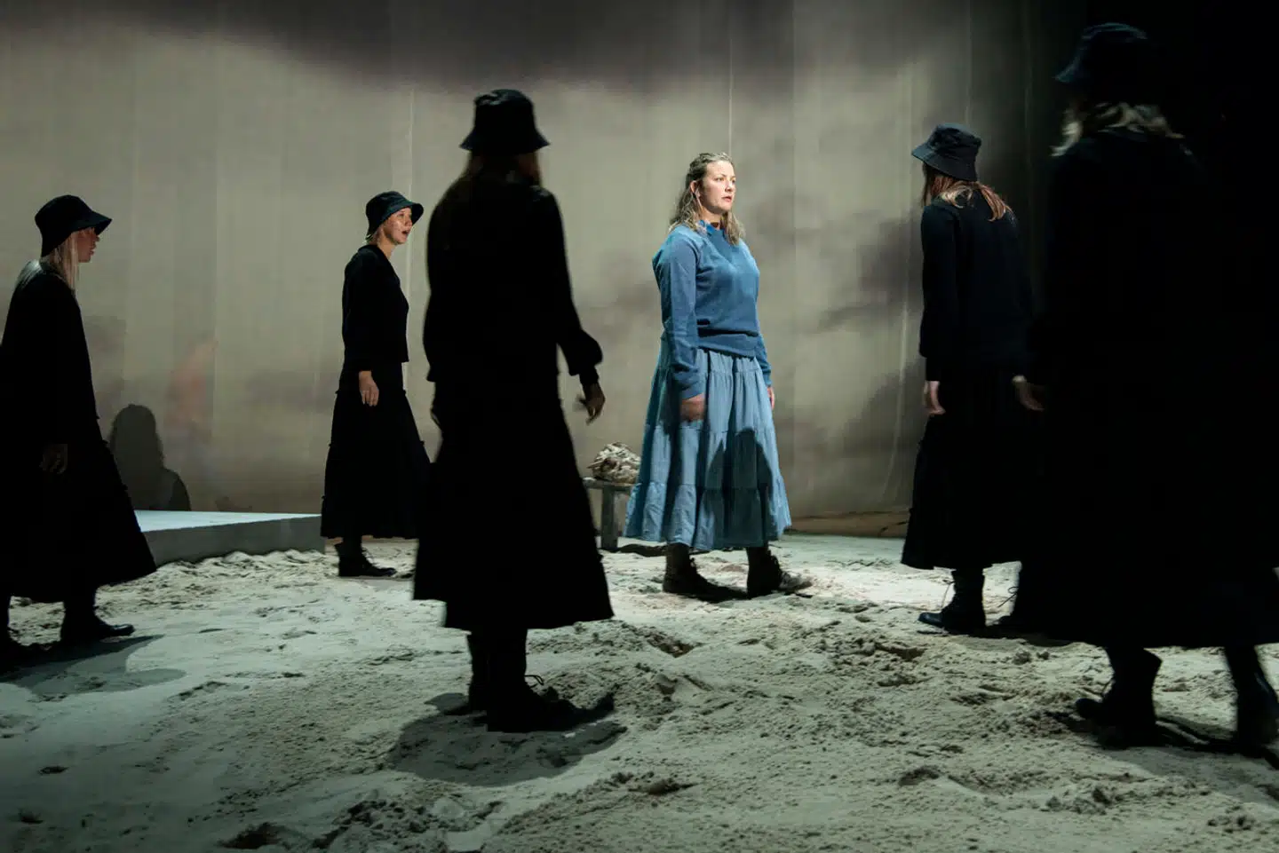 Vendsyssel Teater kombinerer vandring, mad og scenekunst. Pressefoto: Tao Lytzen