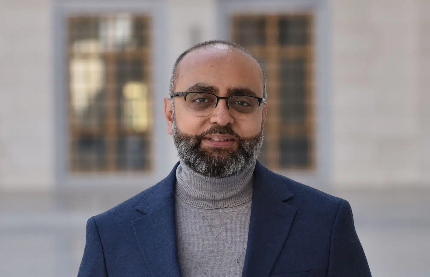 Medlemmerne af Dansk Muslimsk Union tæller blandt andre Dansk Islamisk Trossamfund, Dansk Tyrkisk Islamisk Stiftelse og Det Islamiske Trossamfund af Bosniakker i Danmark.