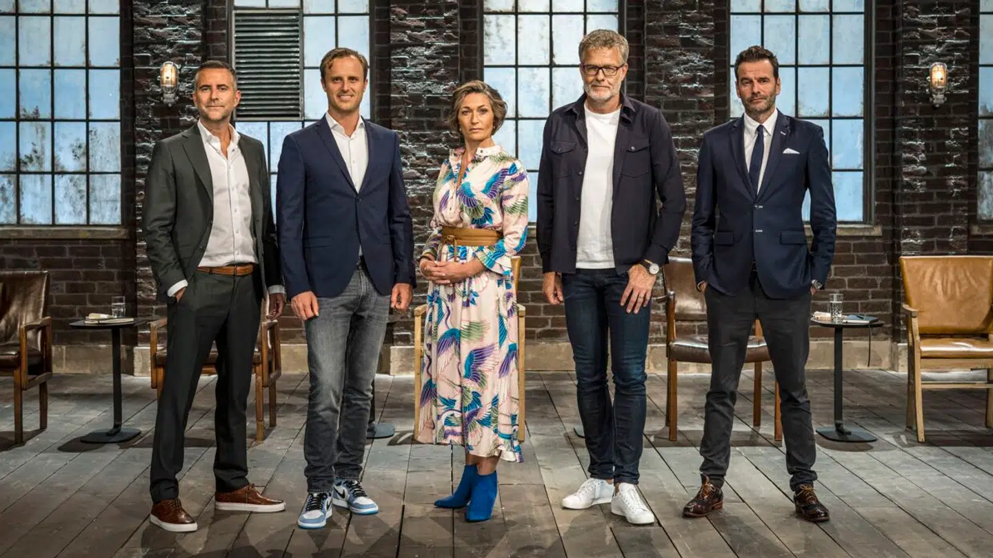 Jacob Risgaard sammen med et tidligere hold løver - nemlig Christian Arnstedt, Mia Wagner, Jan Lehrmann og Jesper Buch.