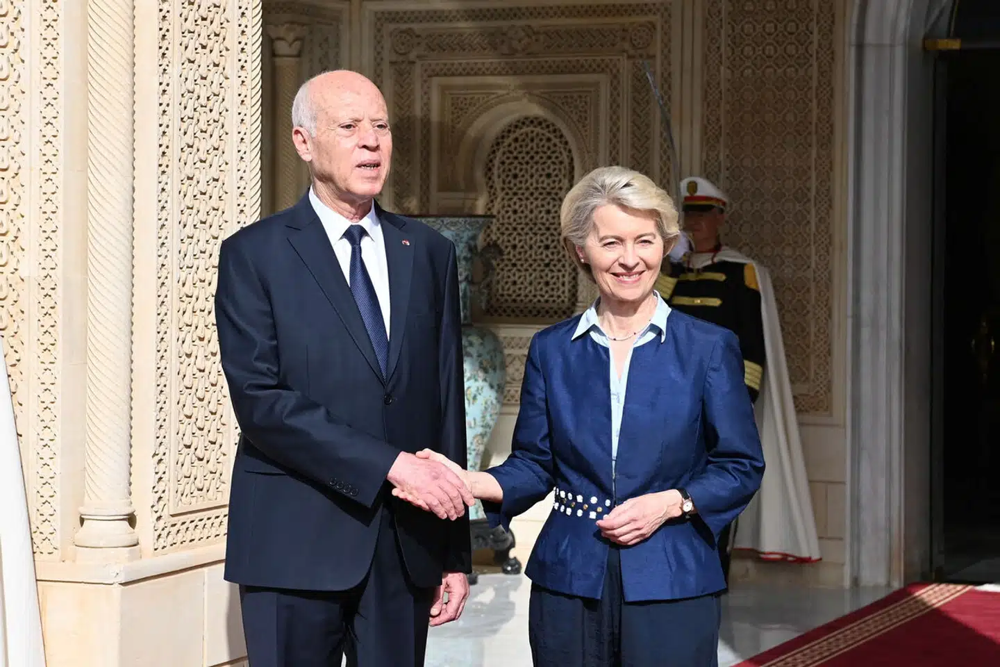 Ursula von der Leyen ser et enormt potentiale i rammeaftalen med Tunesien. Her afbilledet med den tunesiske præsident, Kais Saied, i juli. Arkivfoto: Tunisian Presidency, Scanpix