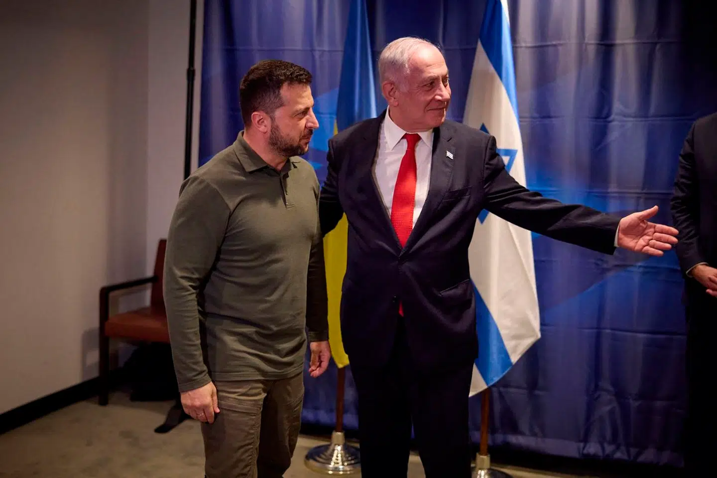 Ukraines præsident Zelenskyj og Israels premierminister Netanyahu mødtes i september i år under FNs generalforsamling i New York. Her lagde Zelenskyj pres på for større israelsk støtte. Nu kan den være på vej.