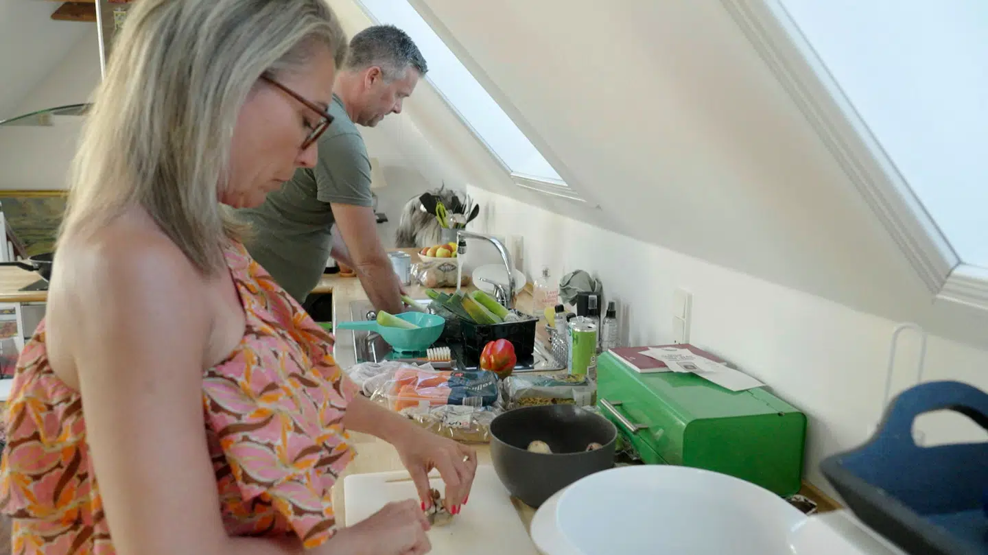 Den første aften, hvor Pernille og Martin boede sammen, var en 'tung og intens aften', siger hun.
