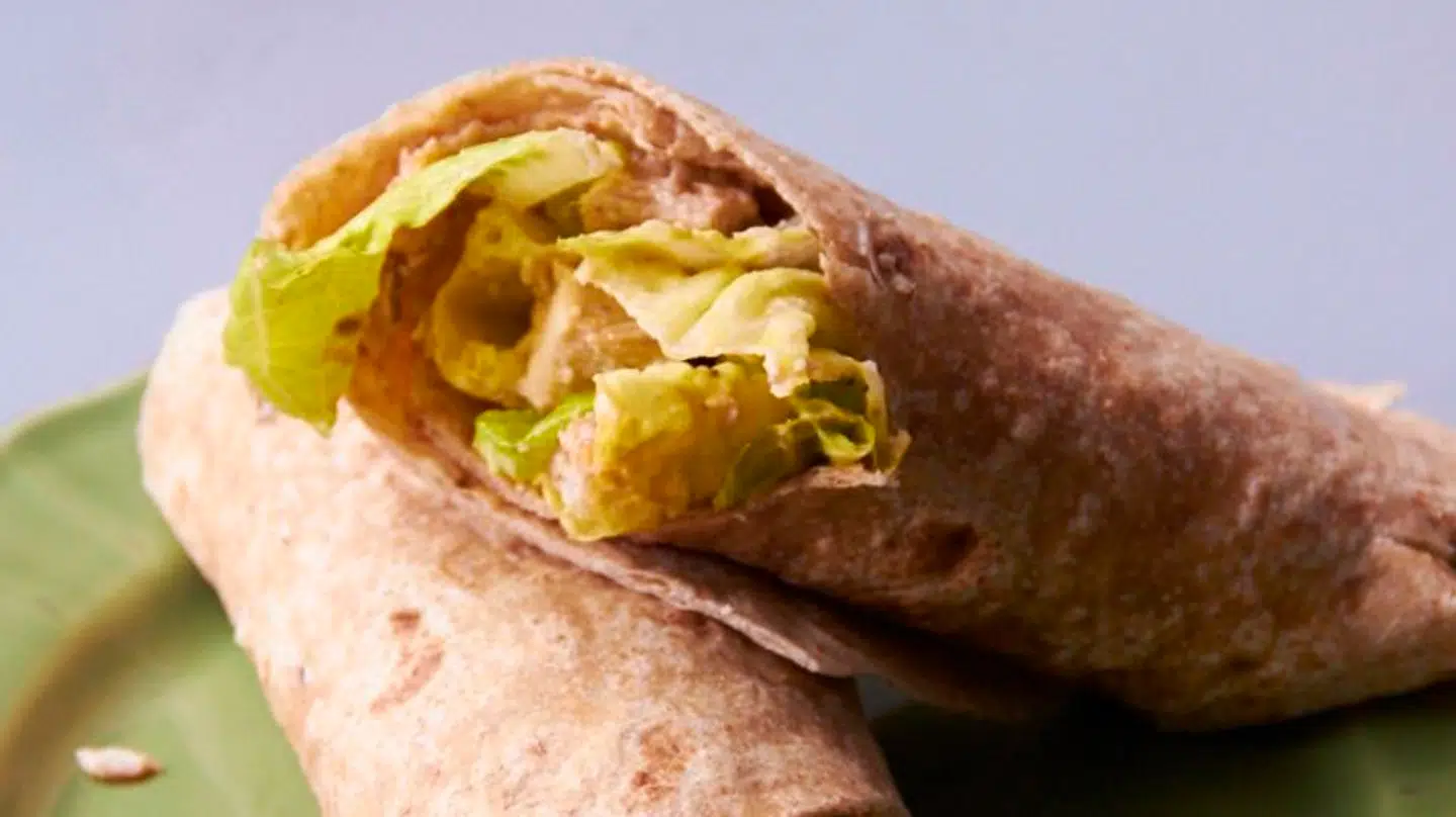 Mere end 100 studerende fik dårlig mave umiddelbart efter de spiste wraps fra delikatessen. Det koster nu spisestedet dyrt. Arkivfoto.