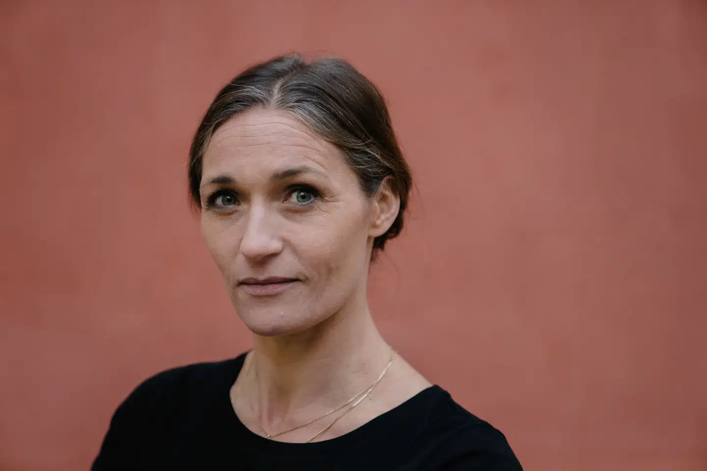 »Det fodrer morskammen, som er en destruktiv kraft mellem mennesker. Børn får det ikke bedre af at have en mor, der går hjemme. Både børn og forældre er forskellige og har forskellige behov,« siger 45-årige Mia Wagner.