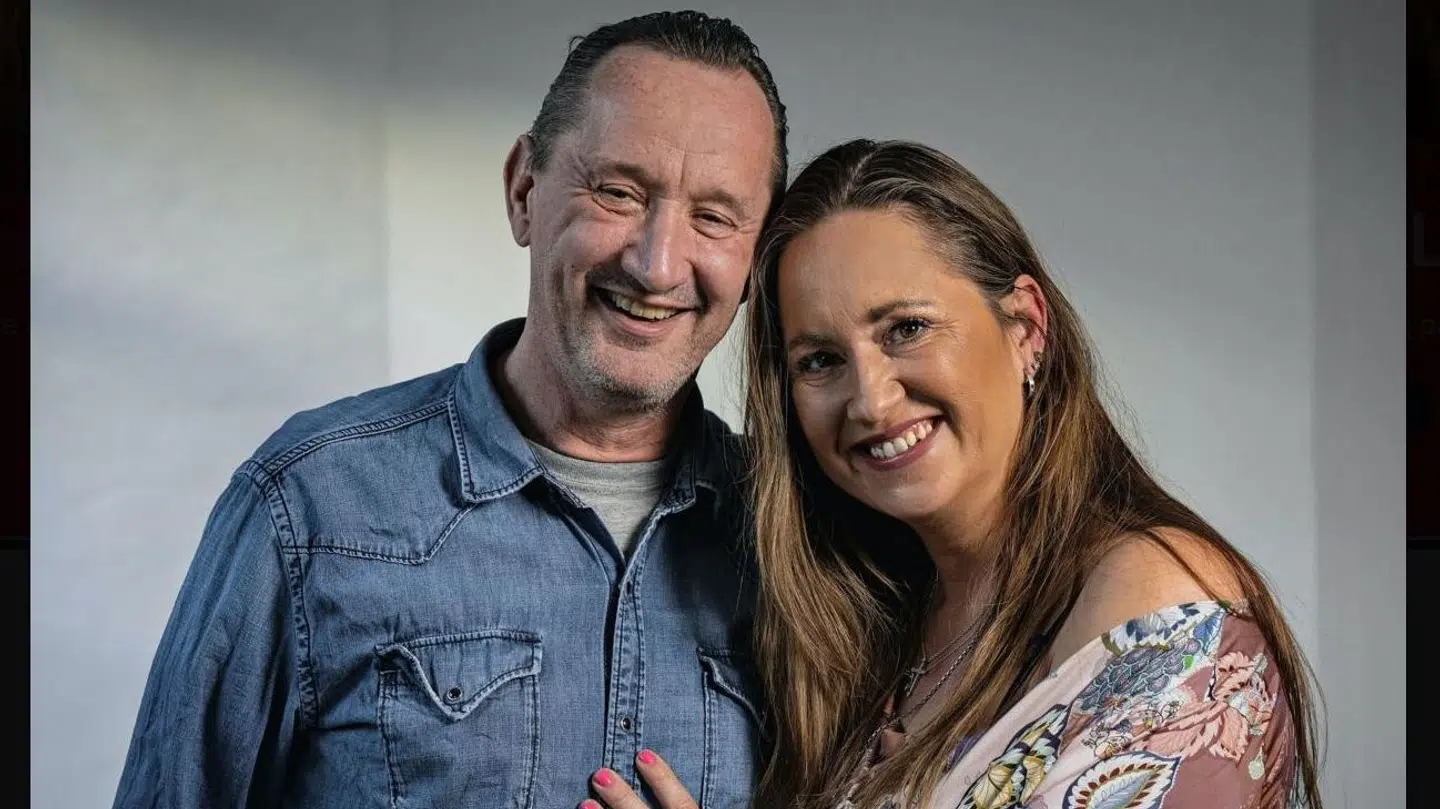 Mette Røpke og Jesper Skibby har kendt hinden i snart 20 år. Nu skal de giftes.